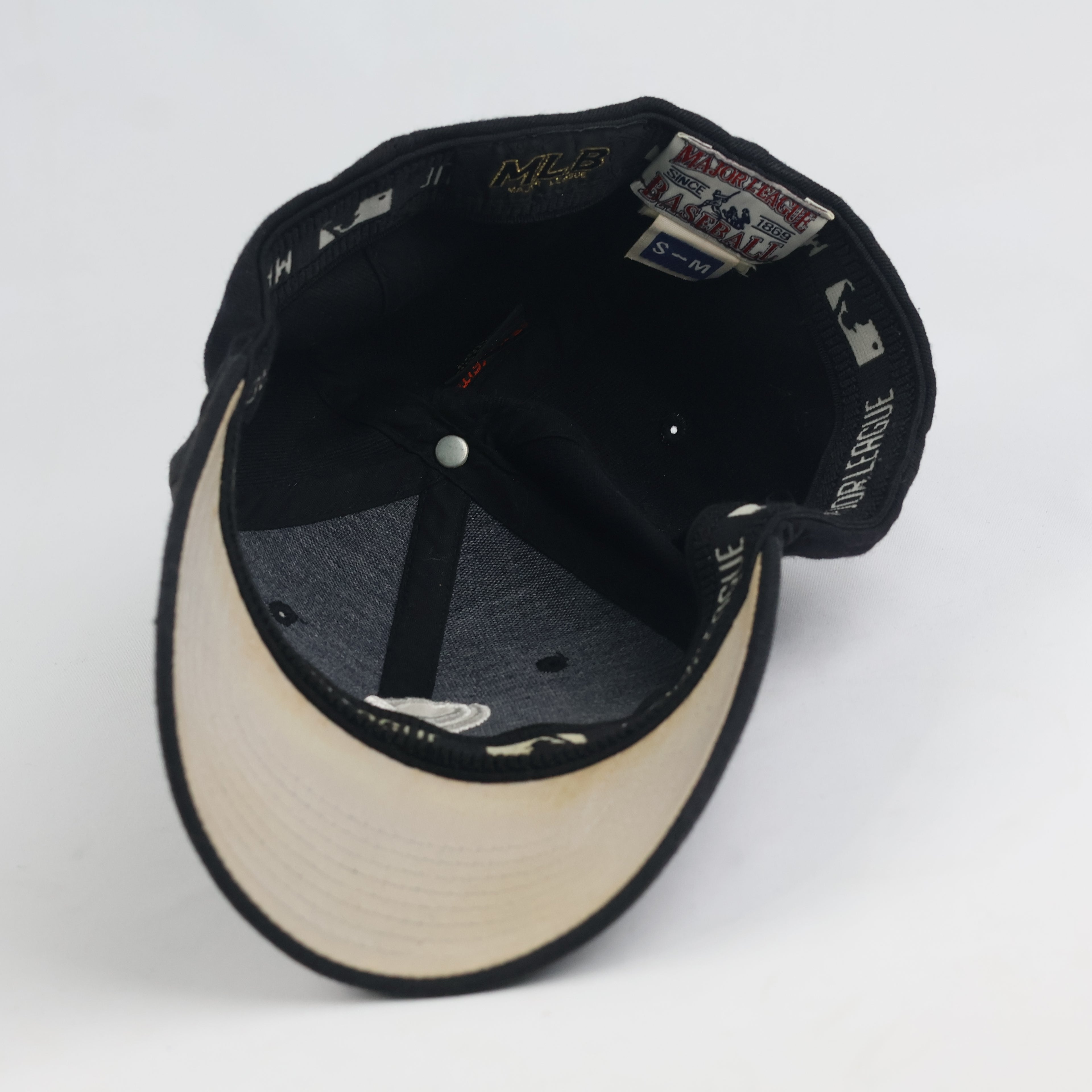 Vintage Chicago White Sox MLB Hat | Black Adjustable Cap 57-58 cm