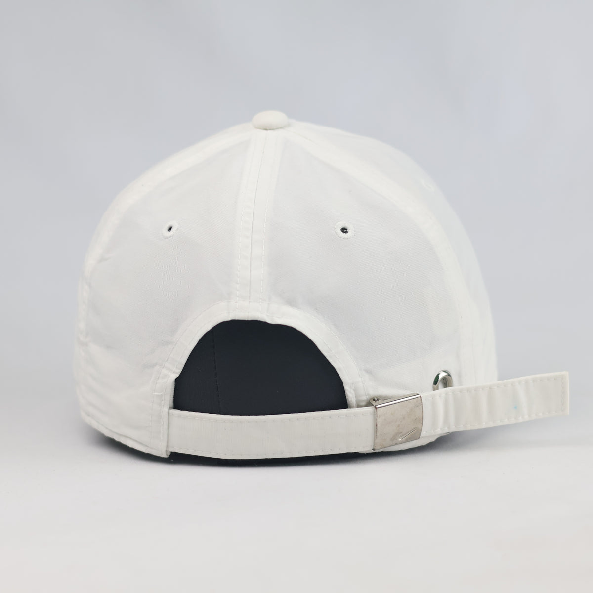 Thrifted Nike Heritage86 White Cap with Silver Metal Swoosh | 10796