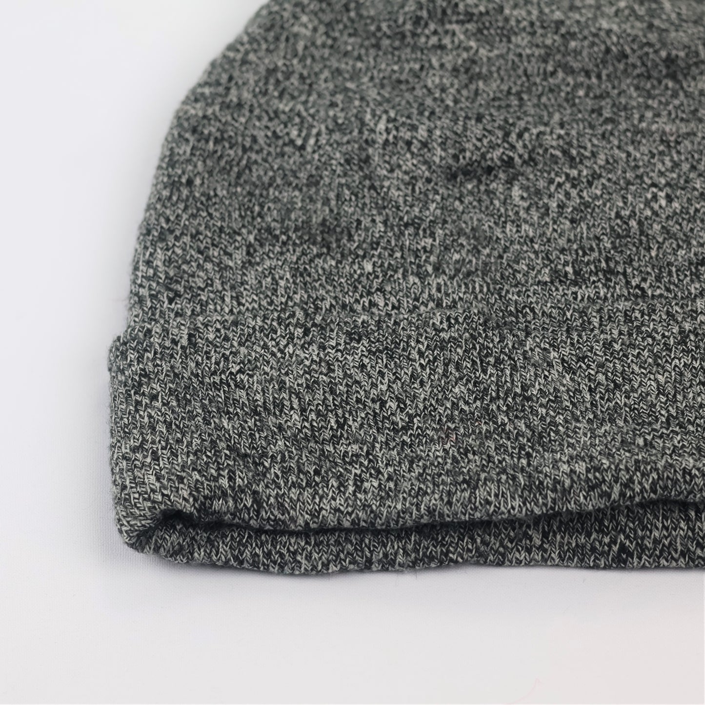 Official H&M Divided Grey Melange Thrifted Beanie – Soft Stretch Everyday Knit Cap