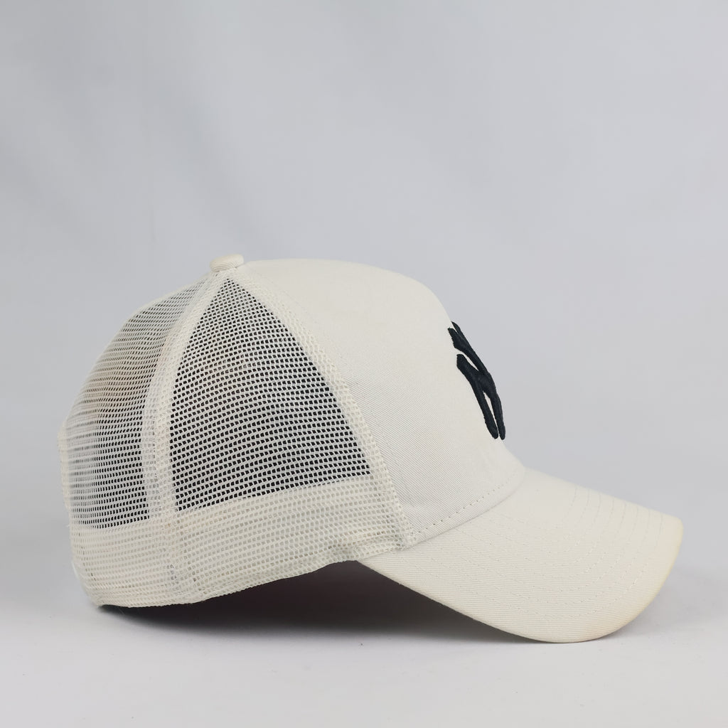 Vintage New Era New York Yankees Trucker Hat | Cream Off-White Mesh Cap