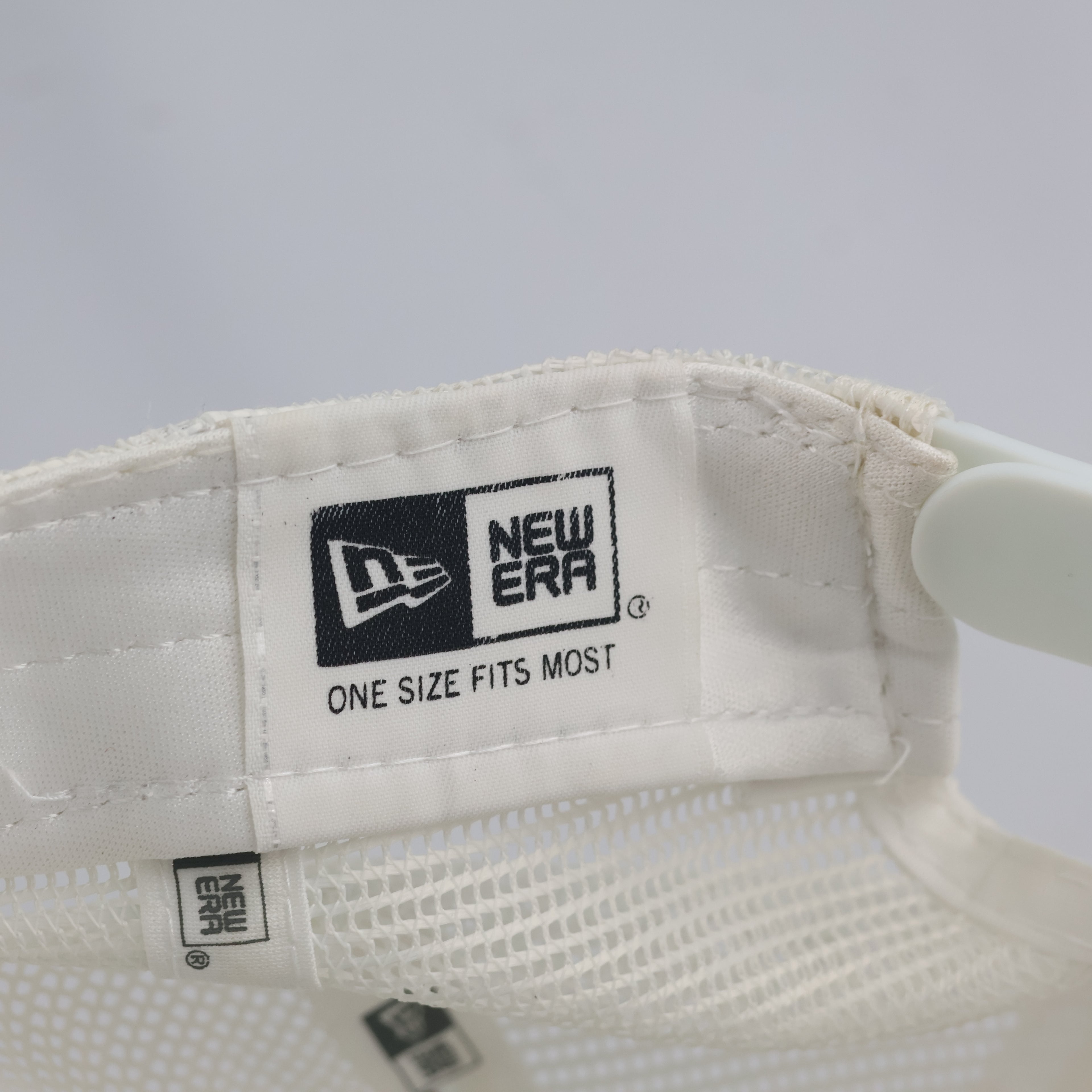 Vintage New Era New York Yankees Trucker Hat | Cream Off-White Mesh Cap