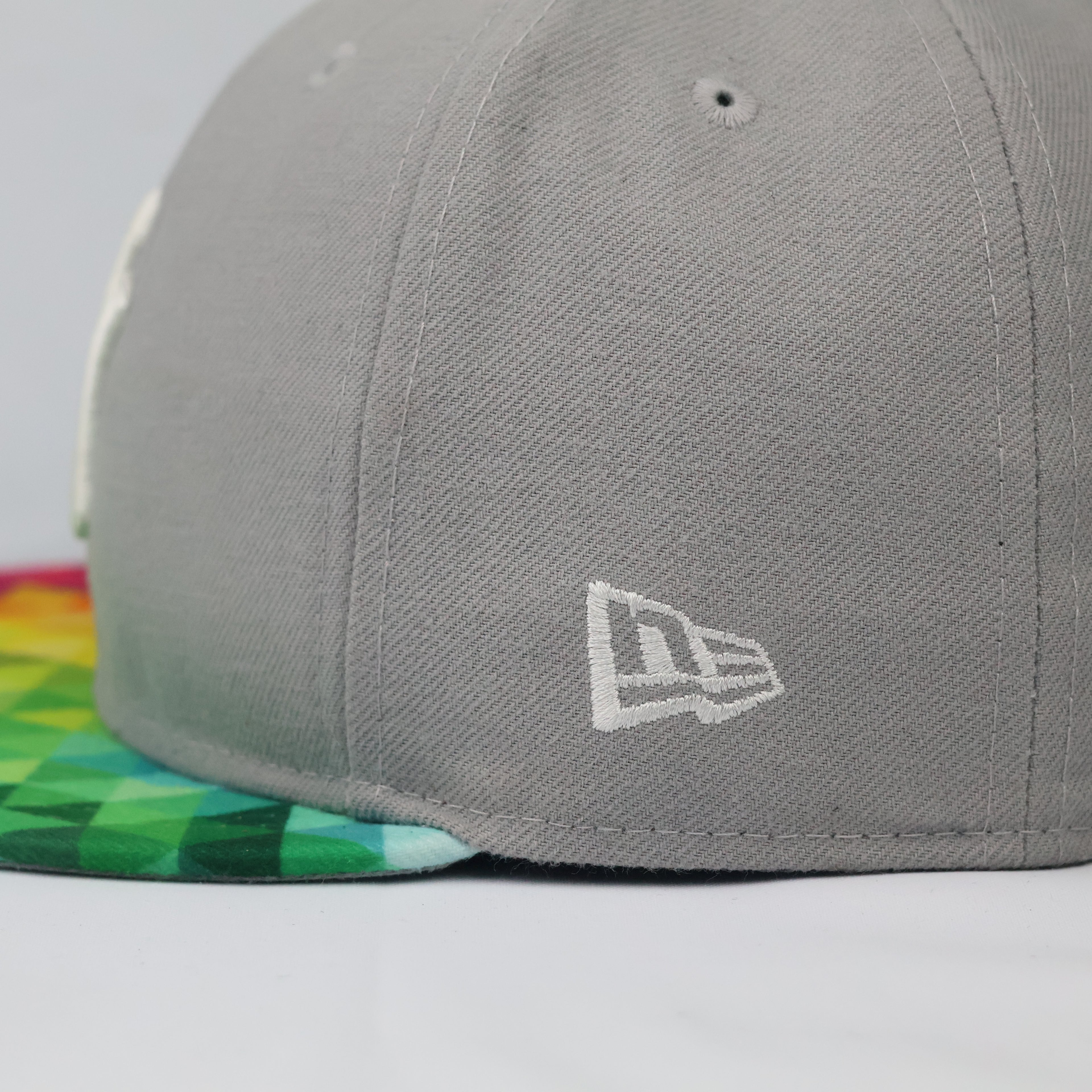 New Era 59FIFTY NY Yankees Spectrum Visor Fitted Thrifted Cap – Grey