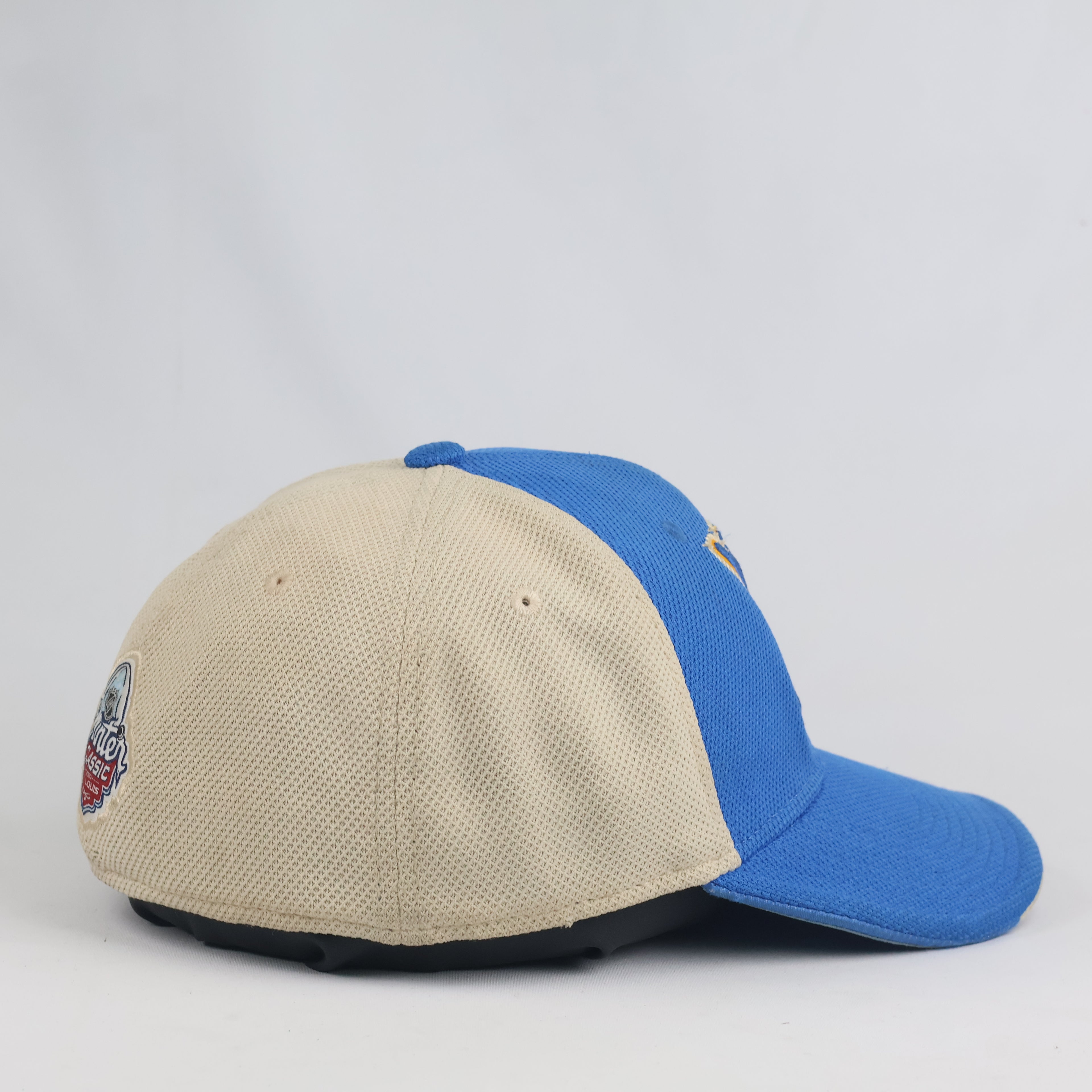 Reebok St. Louis Blues Winter Classic Flexfit Thrifted Hat (Size 58-60cm)