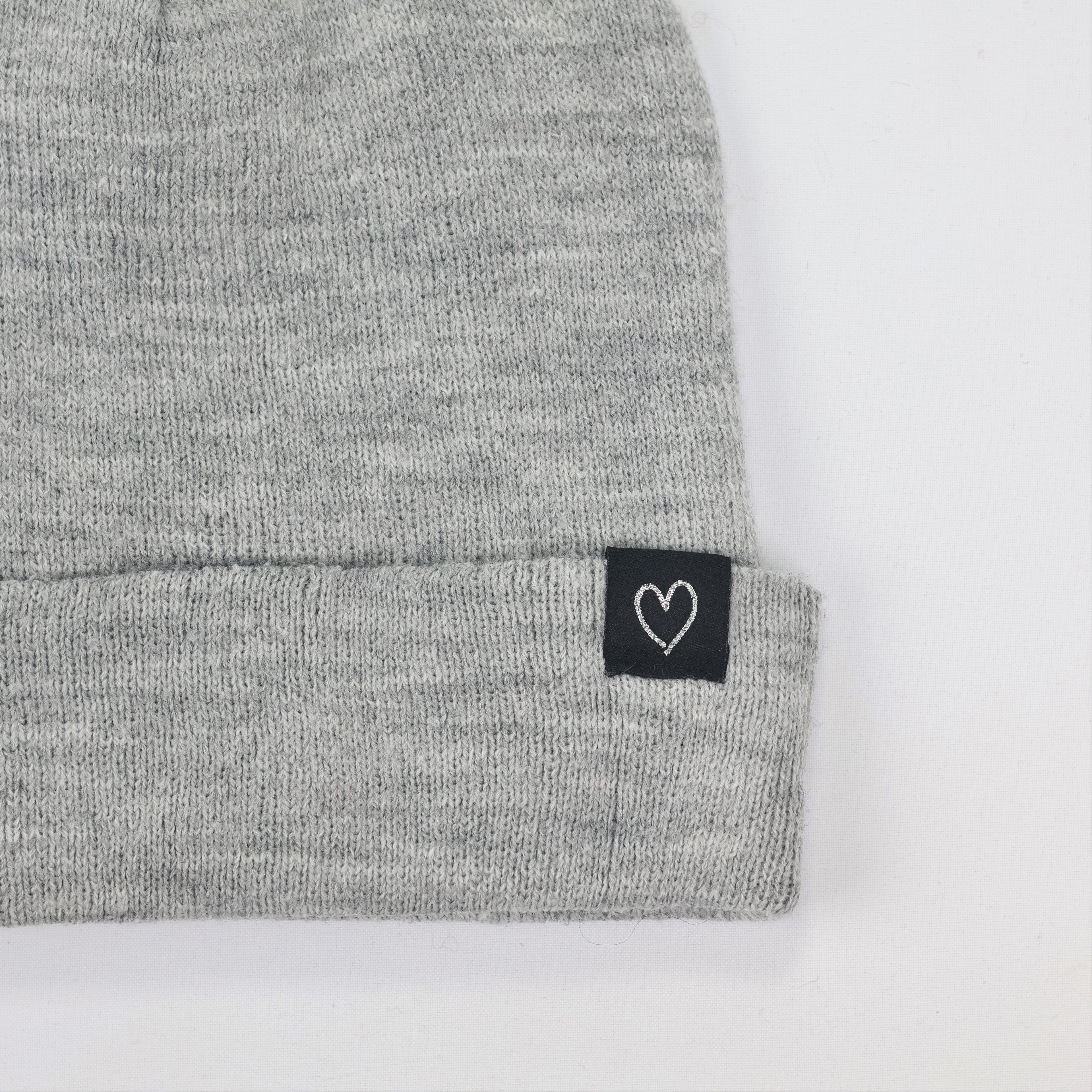 Official Sinsay Grey Melange Thrifted Beanie – Soft Everyday Winter Headwear