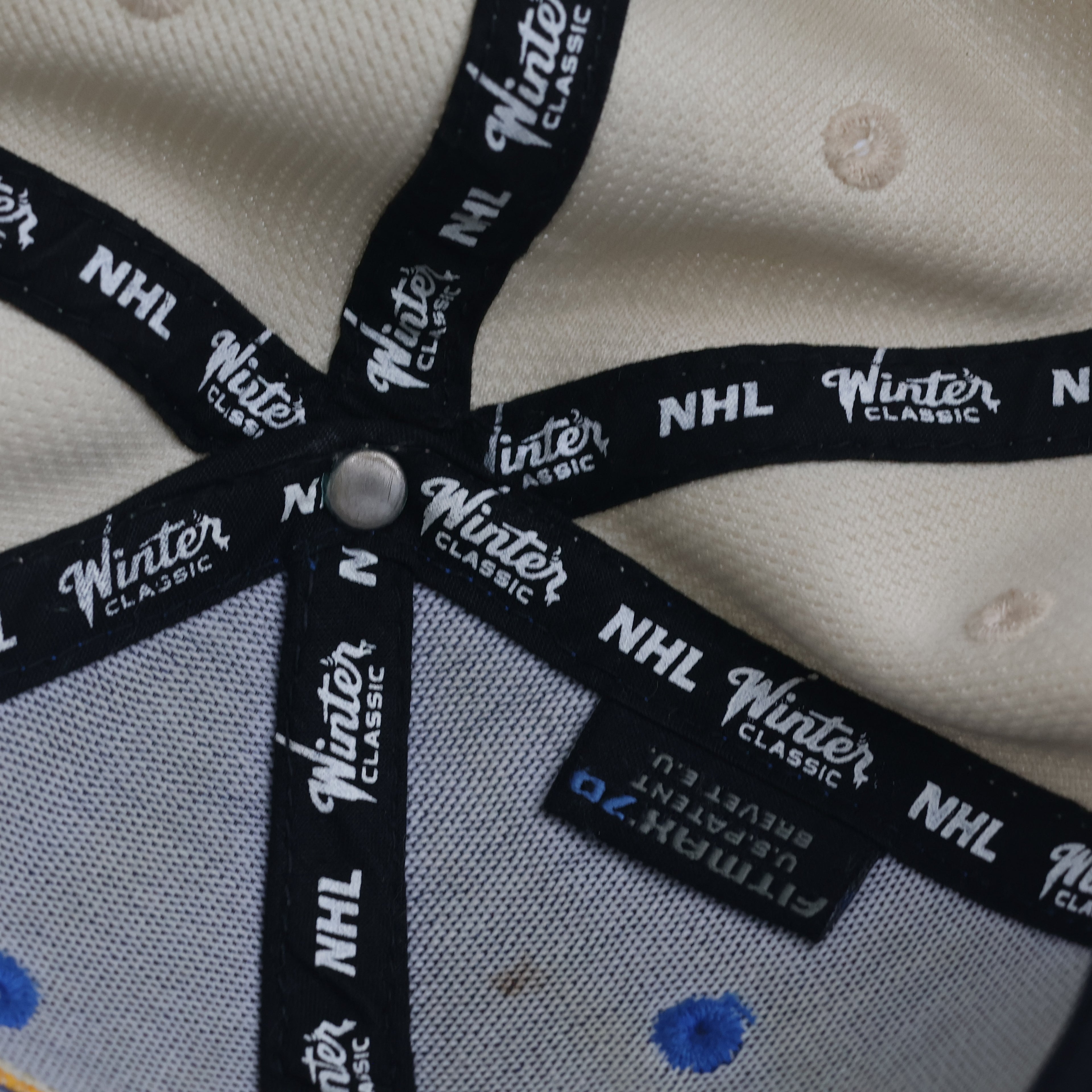 Reebok St. Louis Blues Winter Classic Flexfit Thrifted Hat (Size 58-60cm)