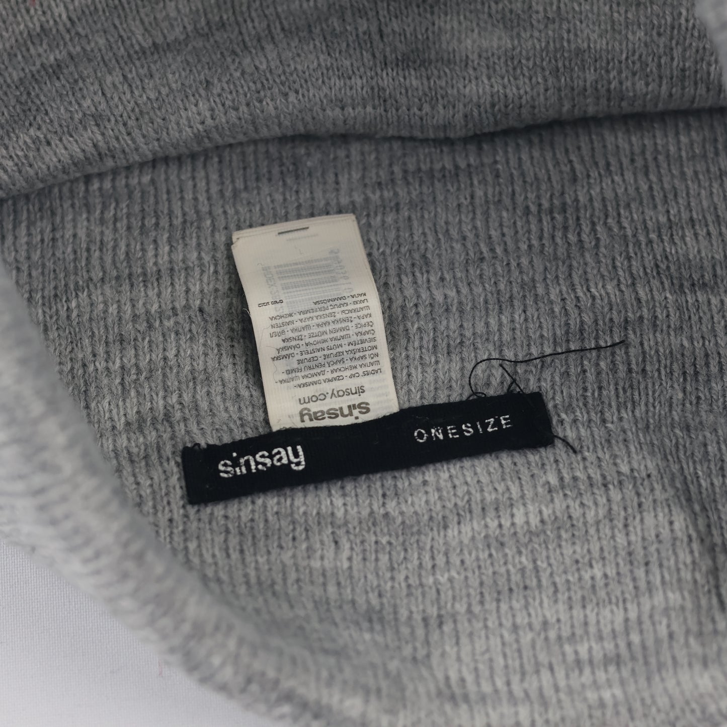 Official Sinsay Grey Melange Thrifted Beanie – Soft Everyday Winter Headwear
