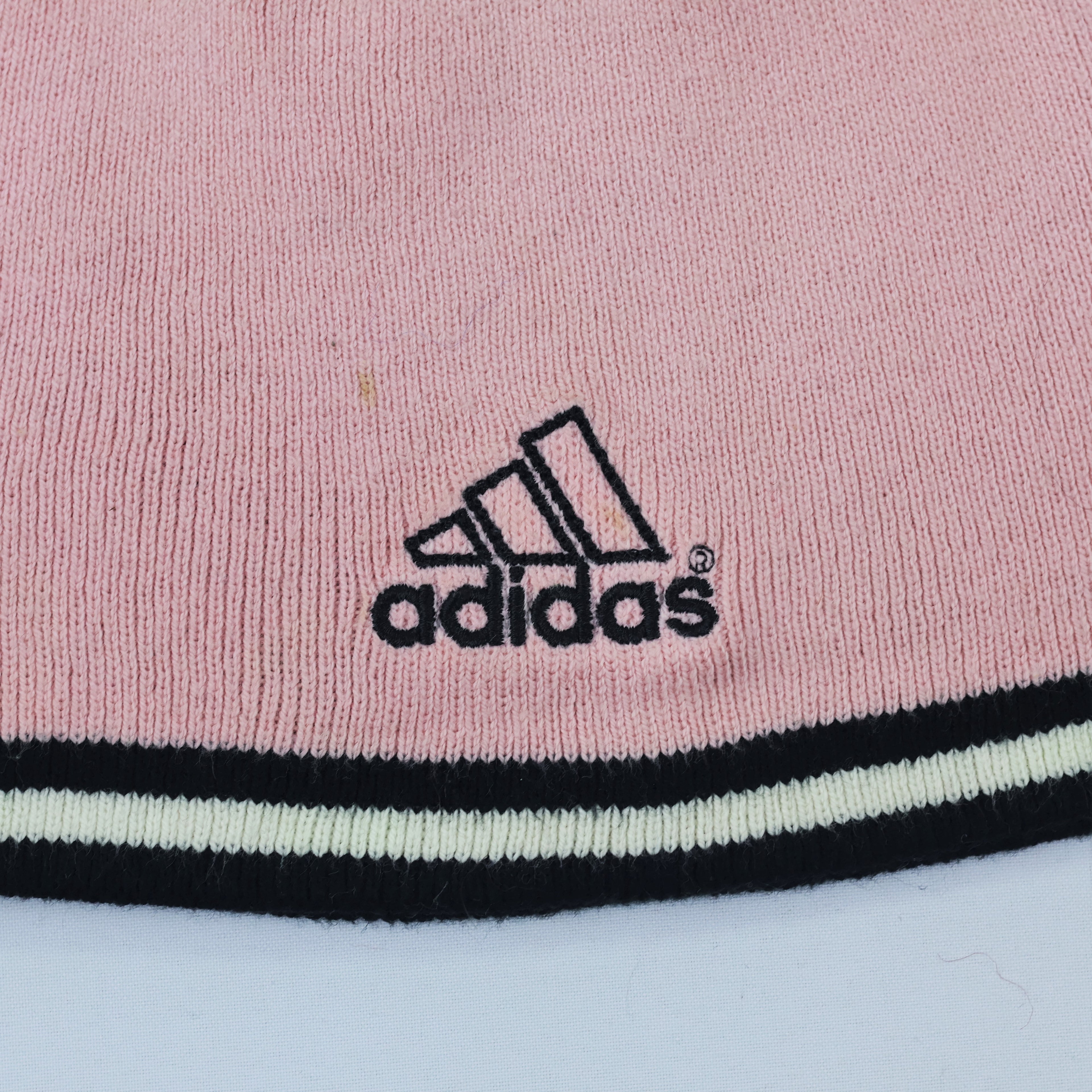 adidas Originals Pink Ribbed Thrifted Beanie Hat – Classic Trefoil Logo Winter Cap