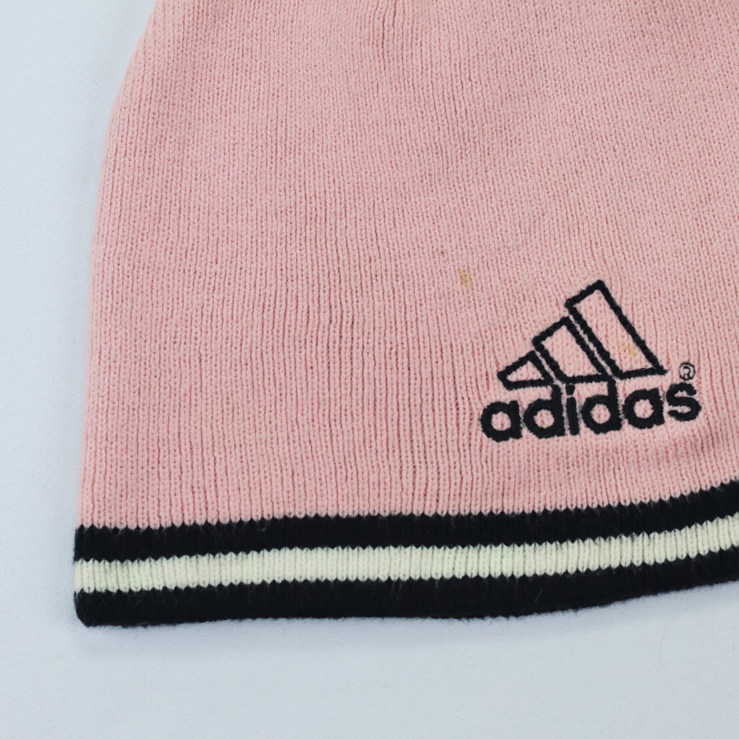 adidas Originals Pink Ribbed Thrifted Beanie Hat – Classic Trefoil Logo Winter Cap