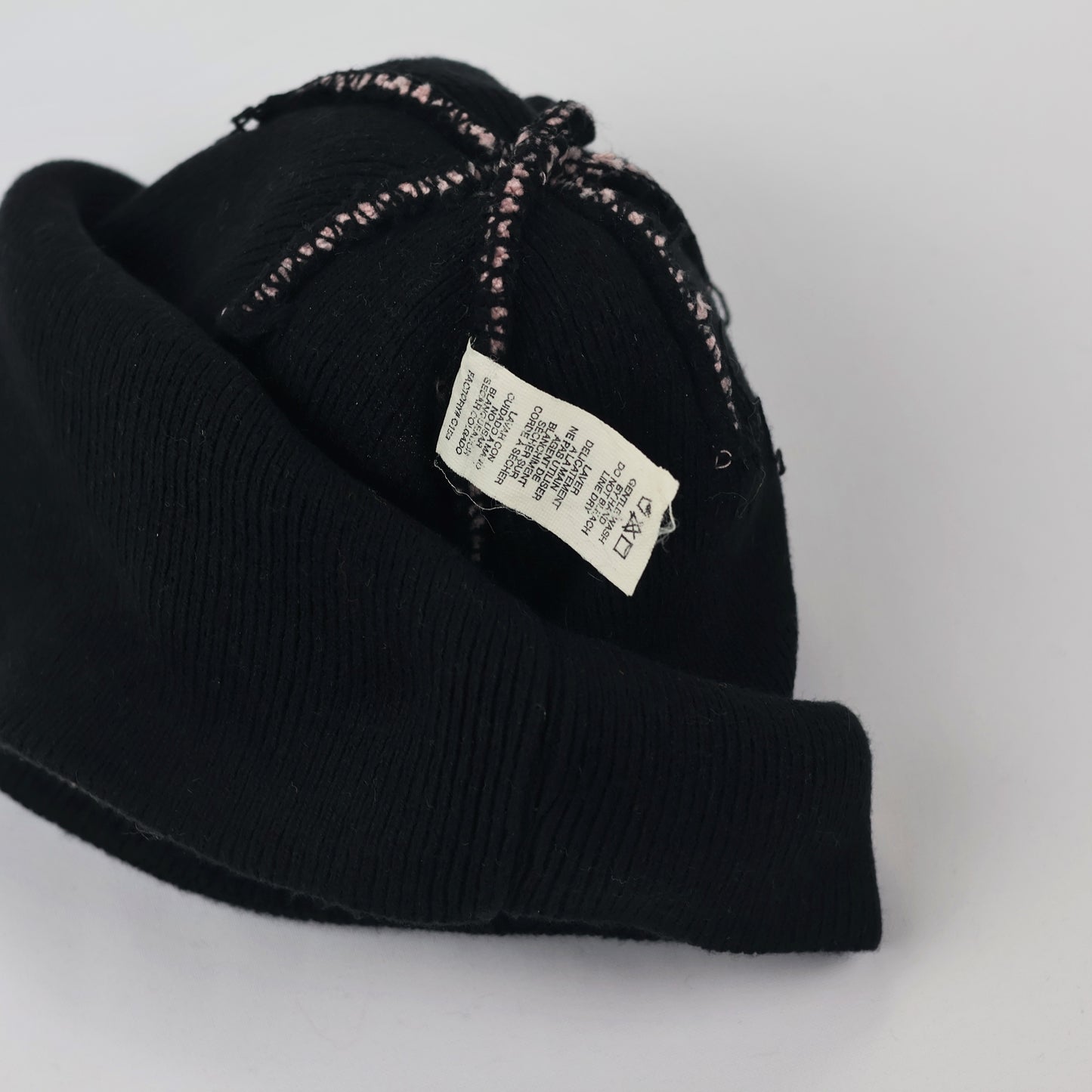 adidas Originals Pink Ribbed Thrifted Beanie Hat – Classic Trefoil Logo Winter Cap