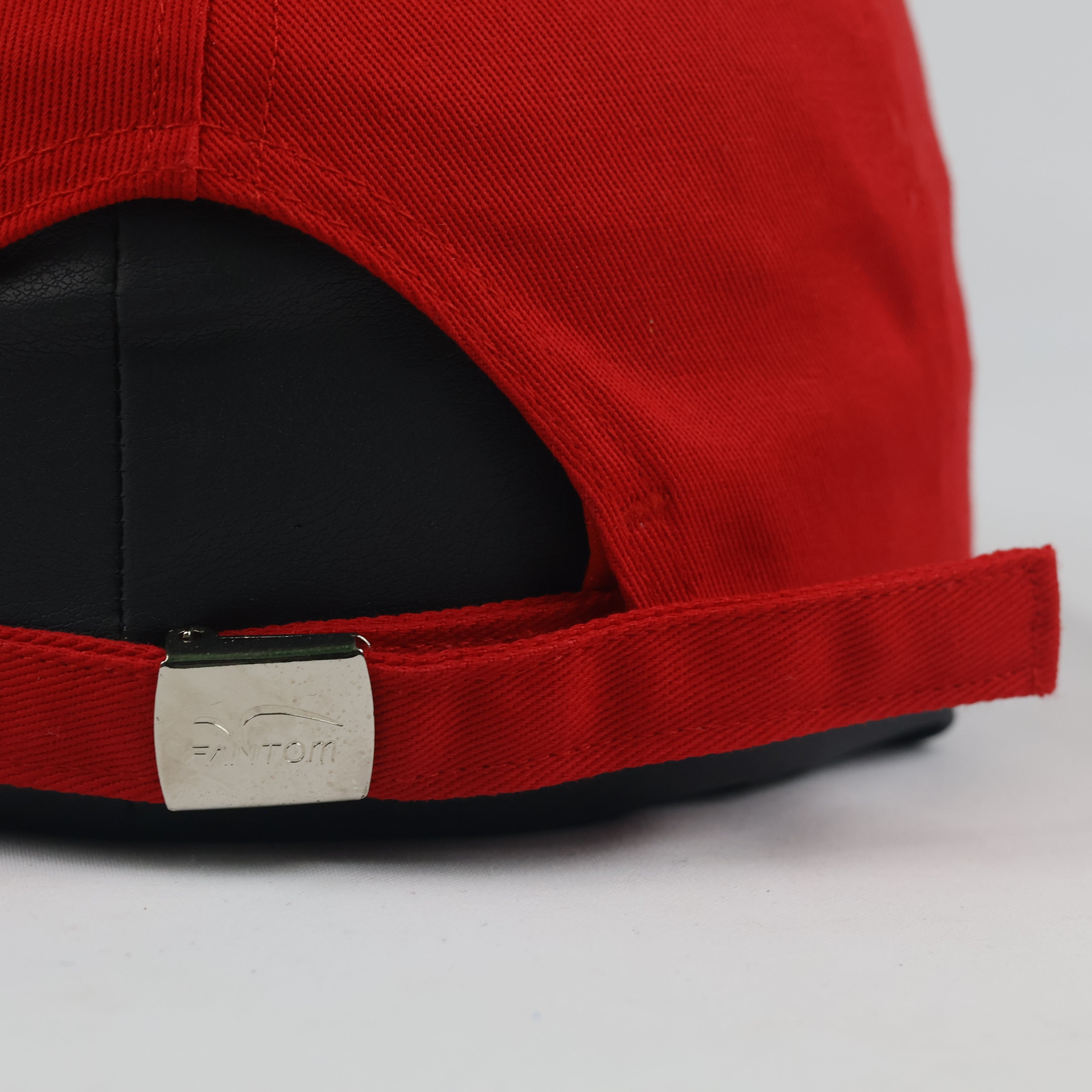 Classic Fantom 93 Embroidered Baseball Cap - Red Twill Casual Strapback Hat