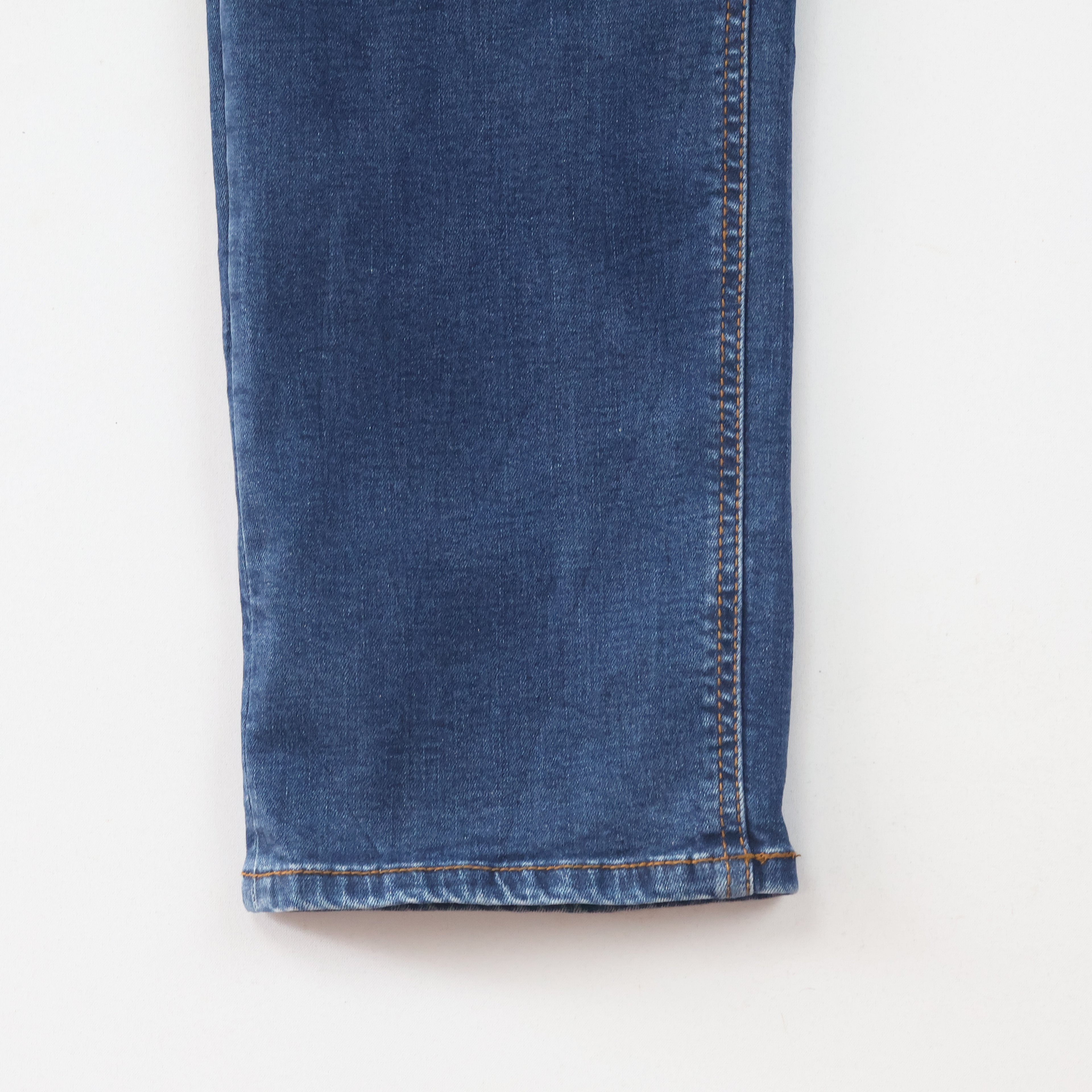 Thrifted UC Collection of Fashion Leaders Men's Blue Jeans 34 Waist/ J1033