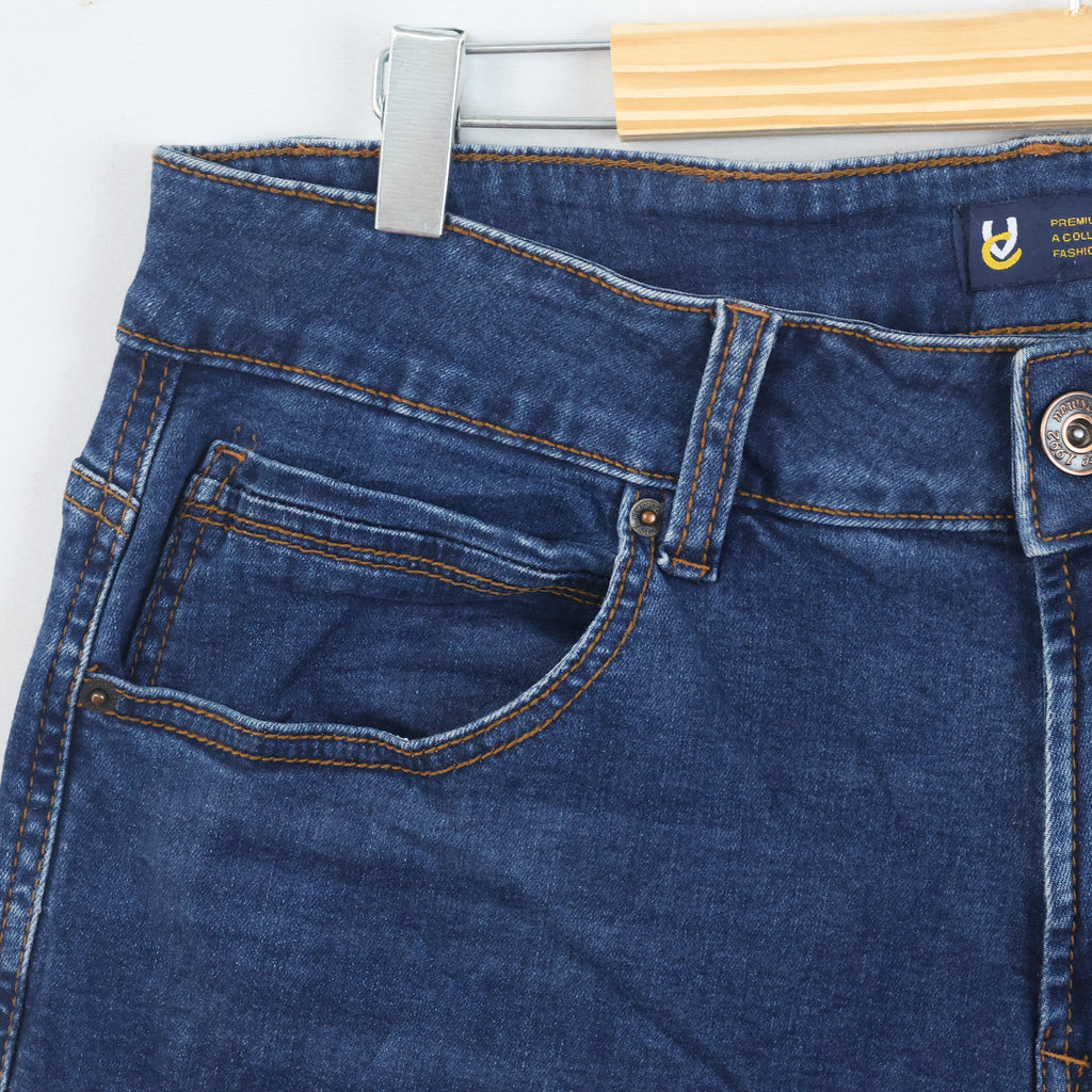 Thrifted UC Collection of Fashion Leaders Men's Blue Jeans 34 Waist/ J1033