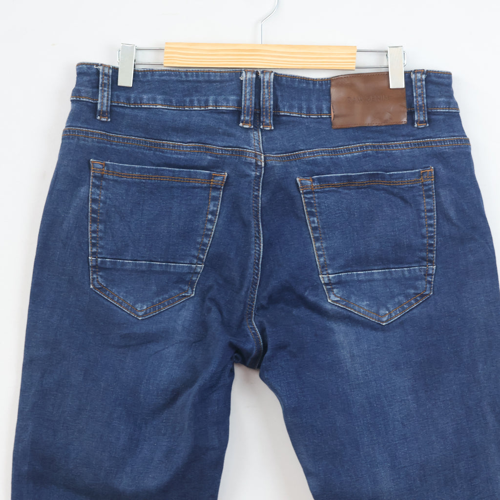 Thrifted UC Collection of Fashion Leaders Men's Blue Jeans 34 Waist/ J1033