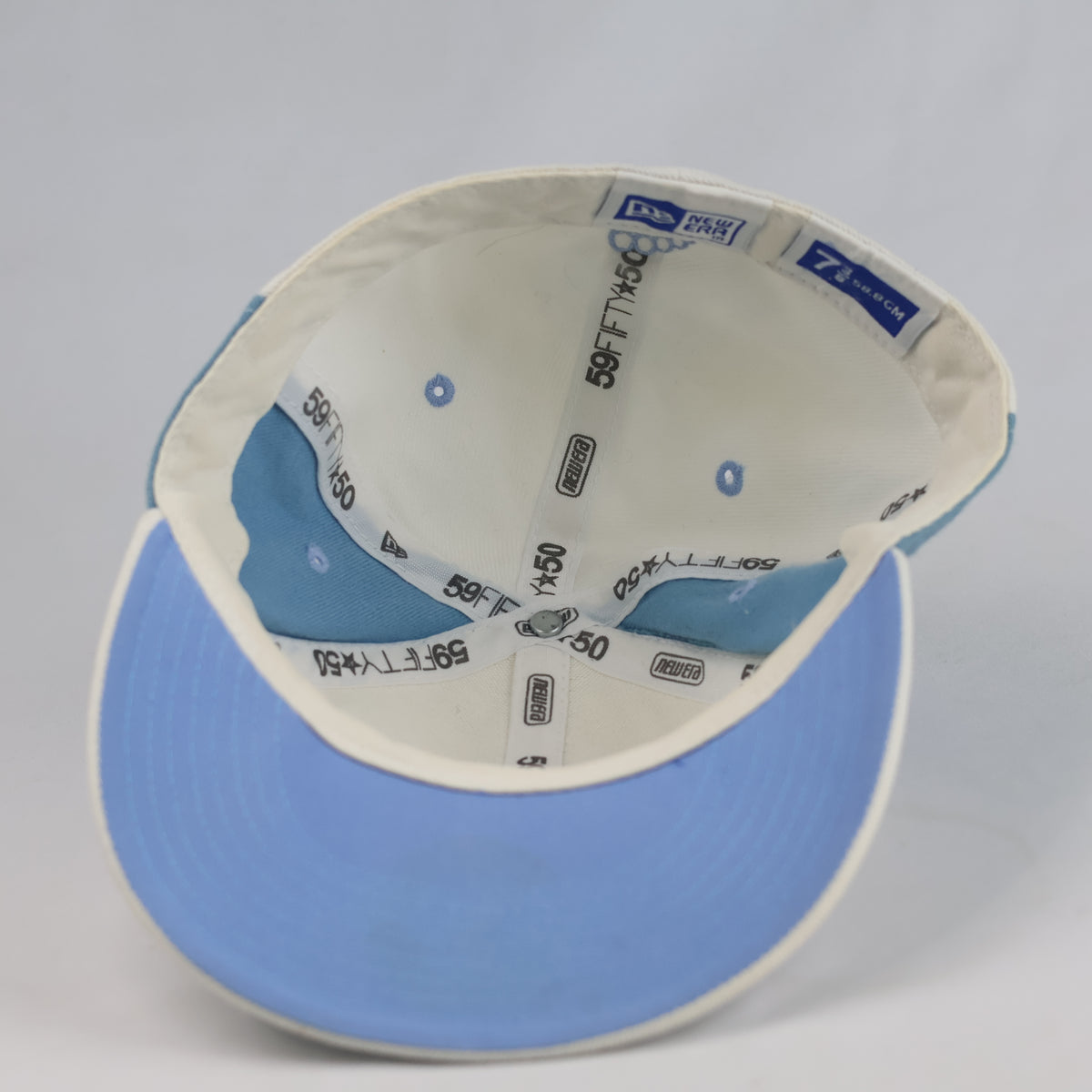 Thrifted New Era North Carolina Tar Heels Off-White & Carolina Blue Fitted Cap | 10787