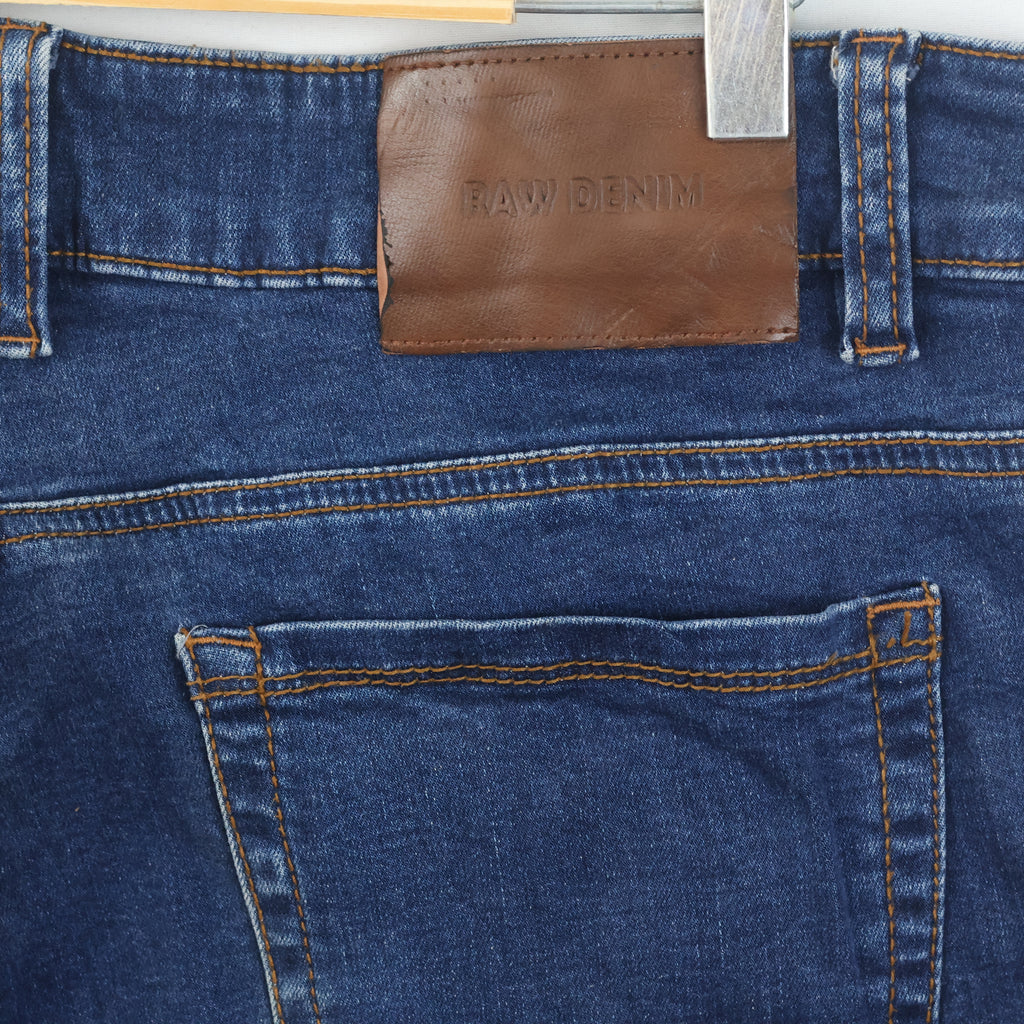 Thrifted UC Collection of Fashion Leaders Men's Blue Jeans 34 Waist/ J1033