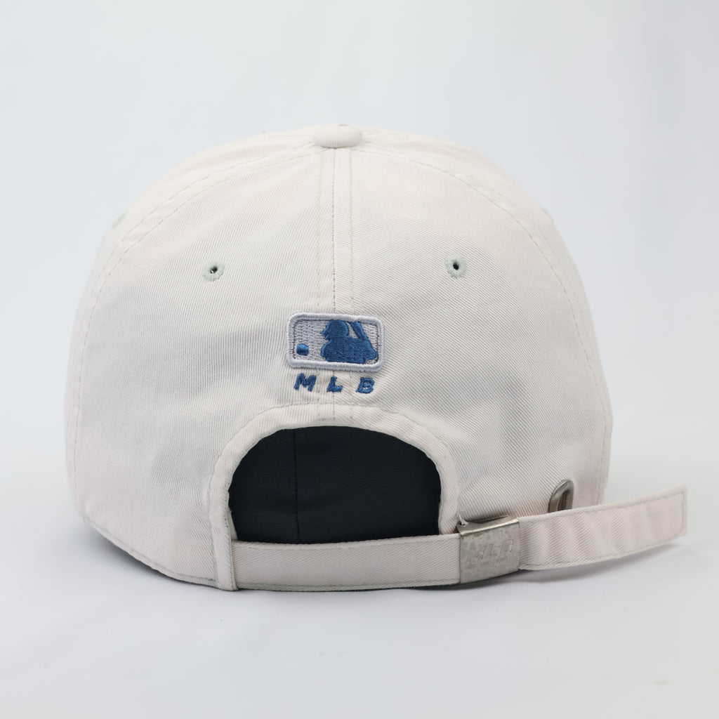 MLB New York Yankees Curved Brim Thrifted Cap - Off-White/Blue