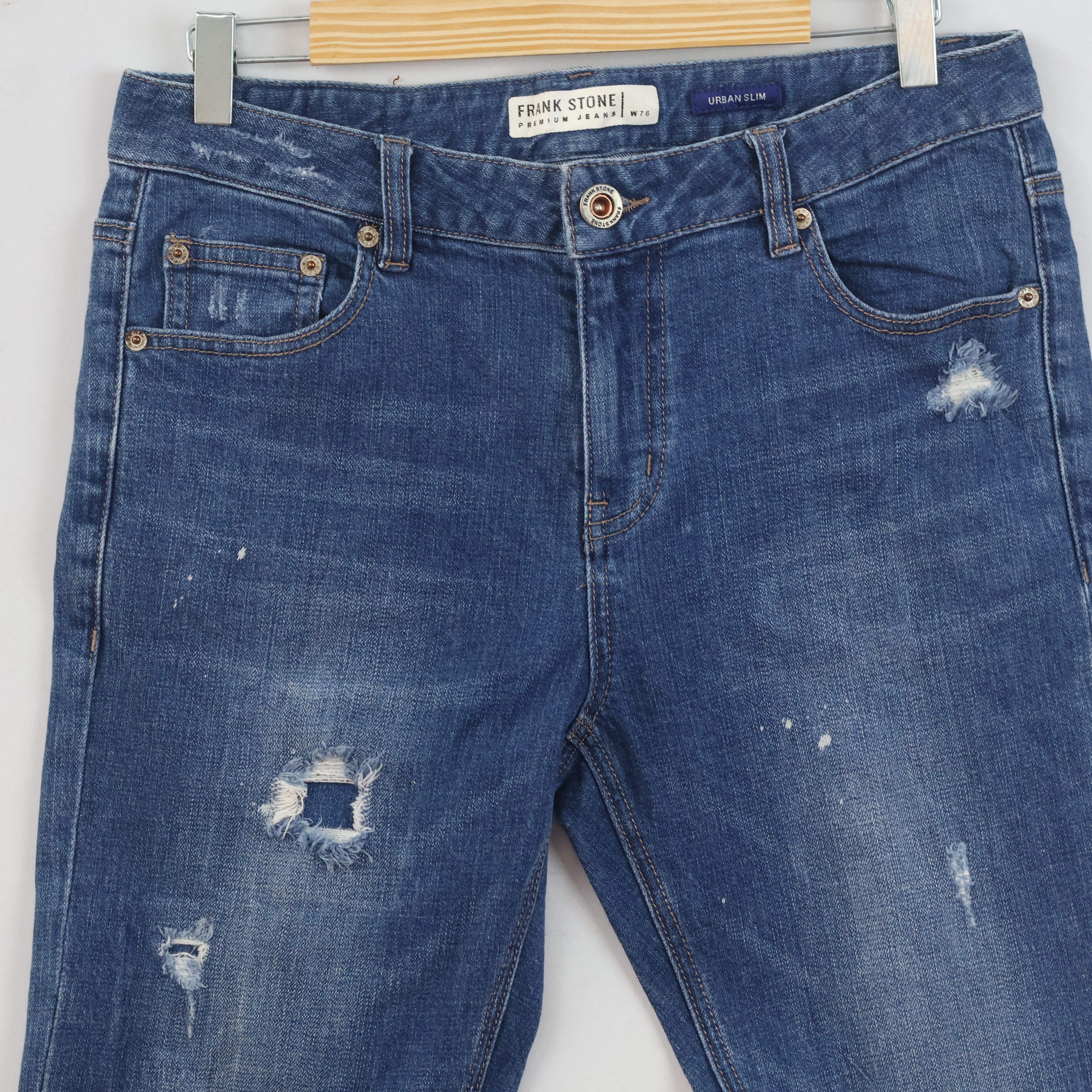 Thrifted Frank Stone Men's Ripped Blue Slim Jeans 32 Waist/ J1030