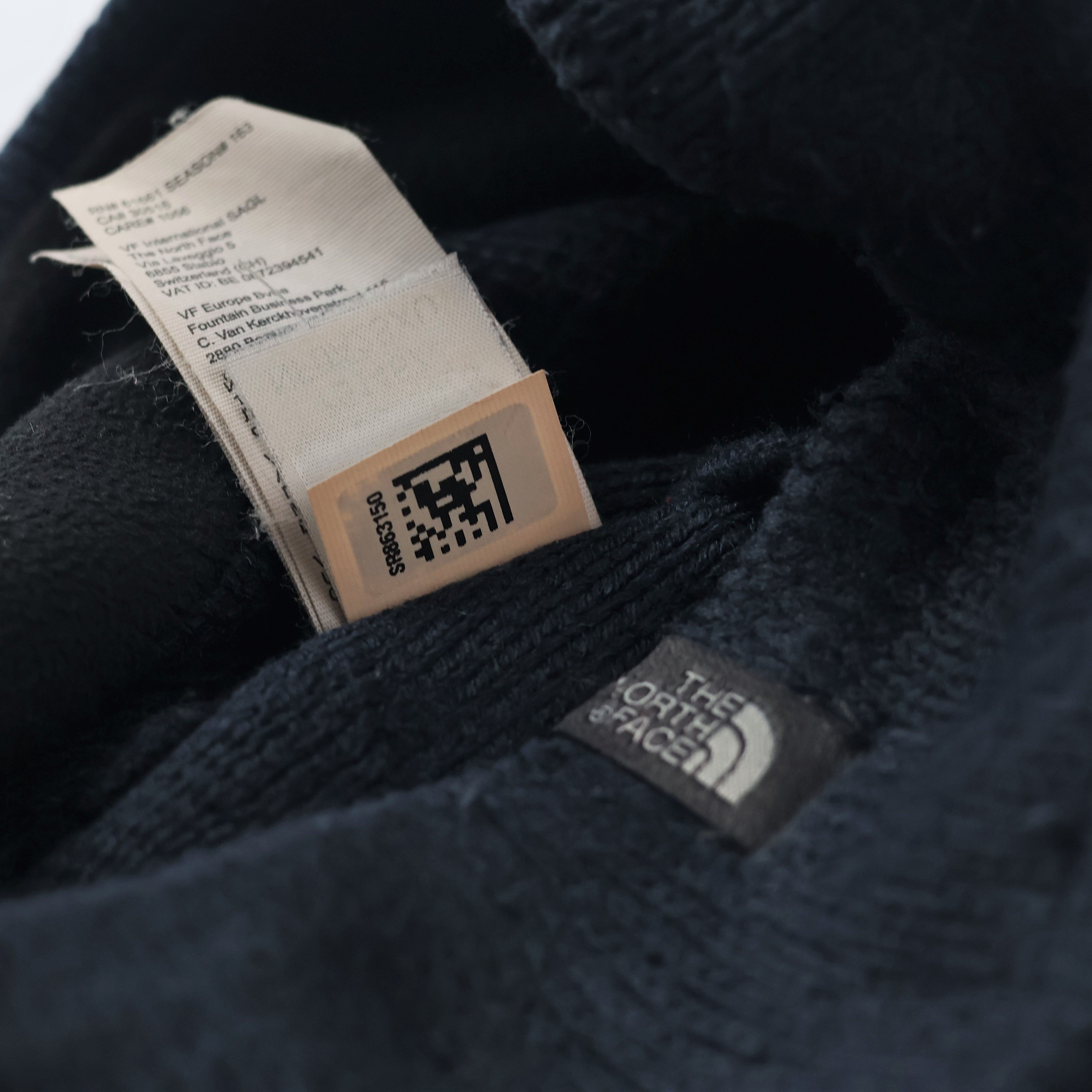 Premium The North Face Winter Thrifted Cap – Black Cuffed Logo Box Beanie
