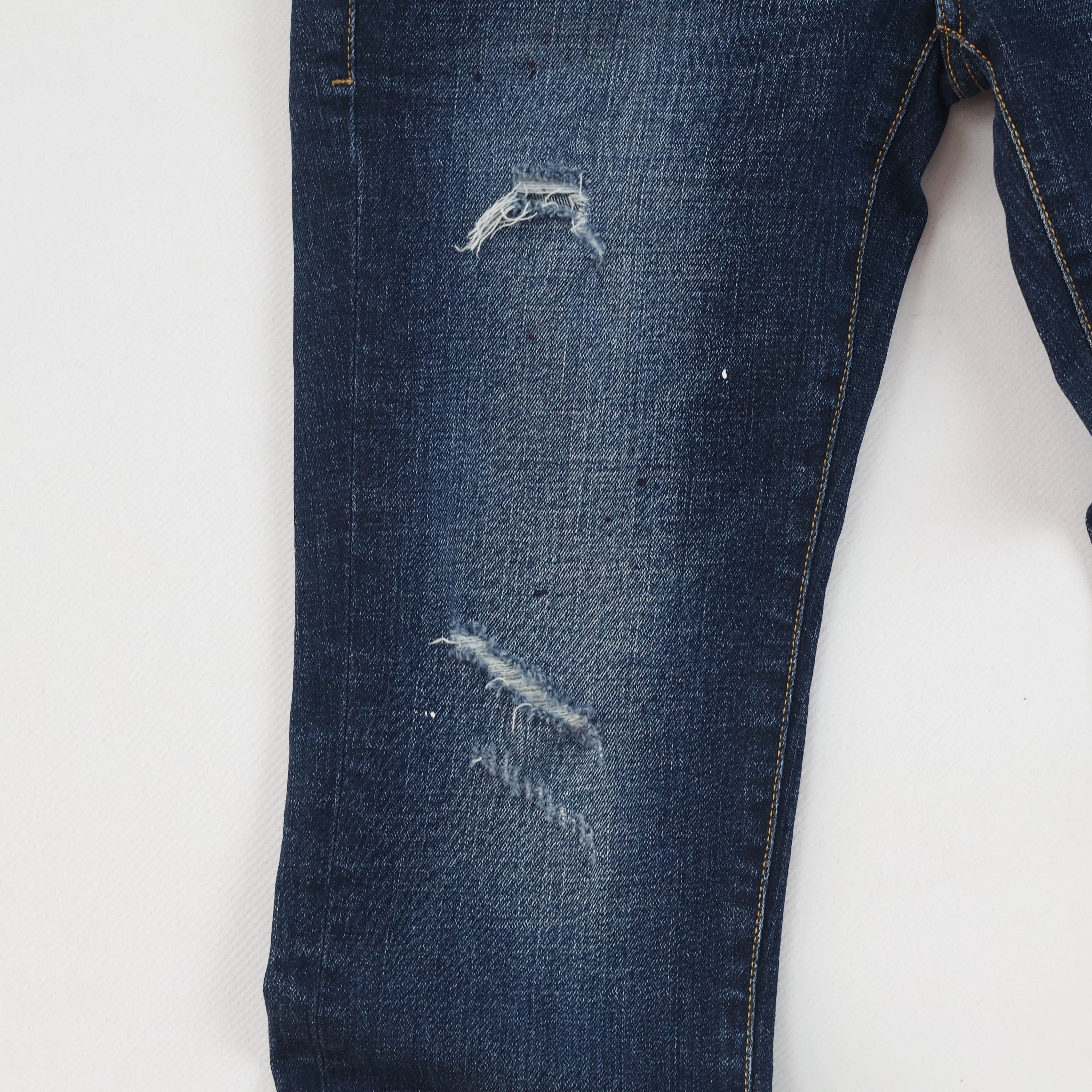 Thrifted PLAC Men's Deep Indigo Blue Ripped Jeans 30-32 Waist/ J1026