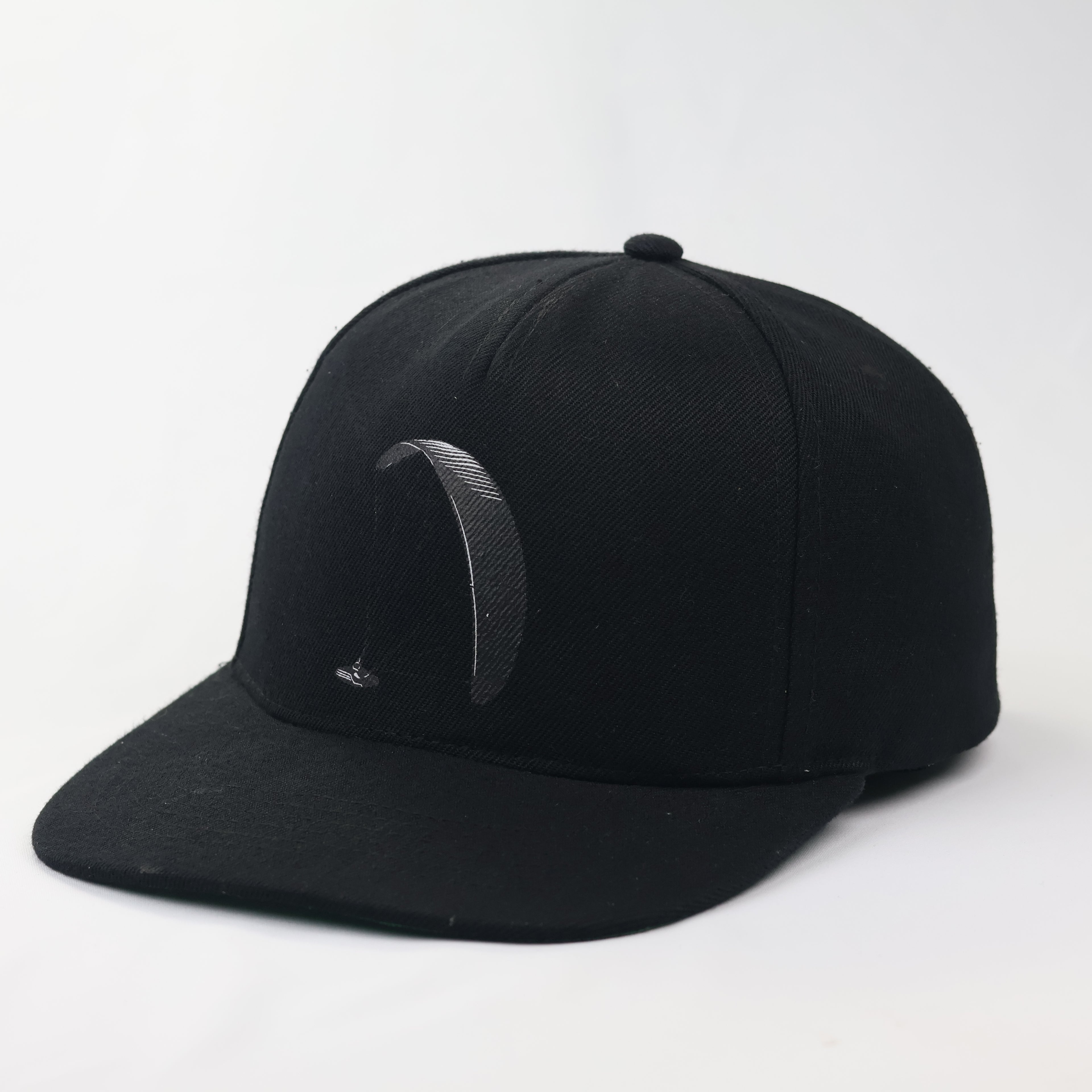 Paragliding Graphic Black Snapback Cap - Beechfield Vintage