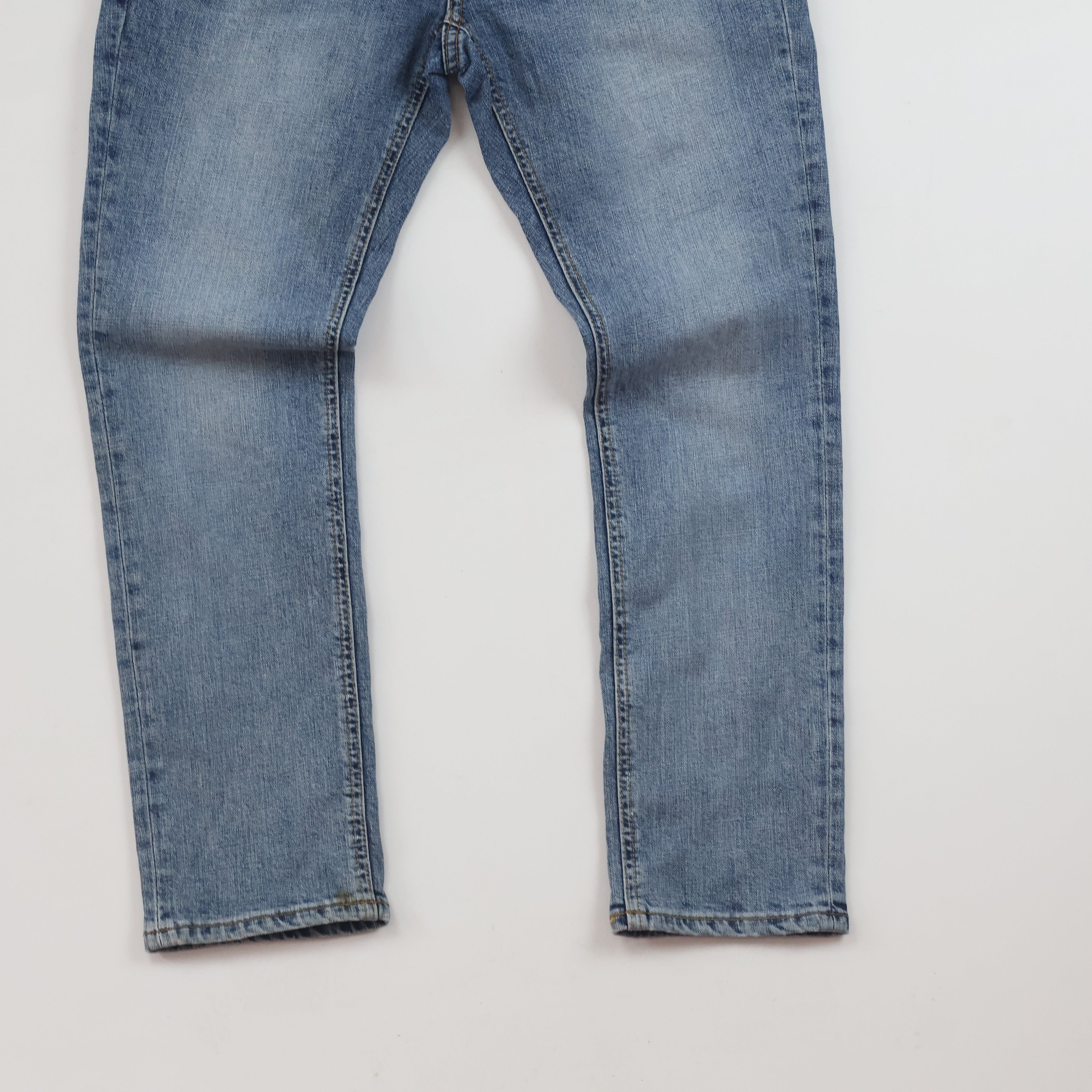 Thrifted Fatalism Men's Blue Straight Leg Denim Jeans 32 Waist/ J1025