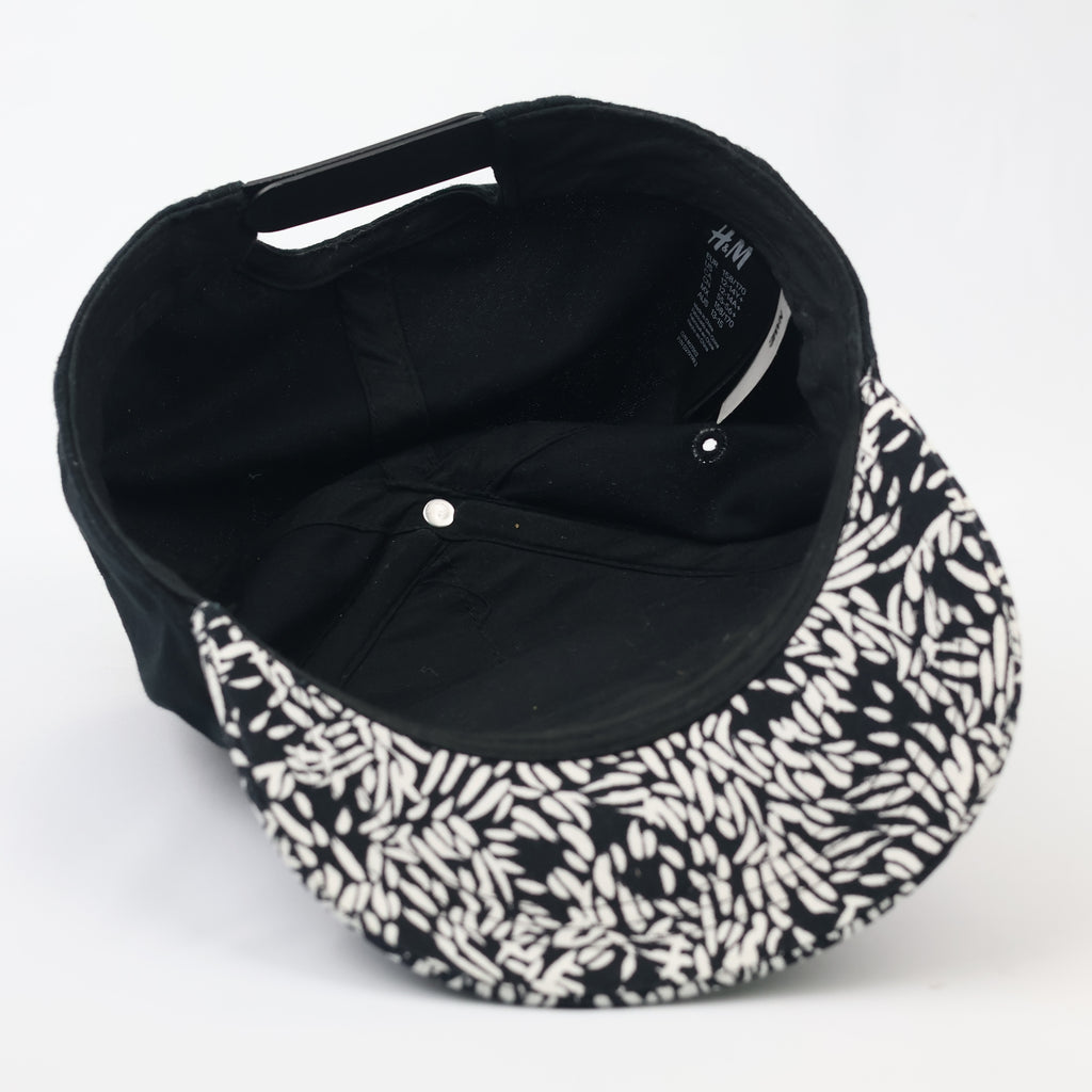 H&M "No Bad Vibes" Slogan Snapback Cap - Black & Floral