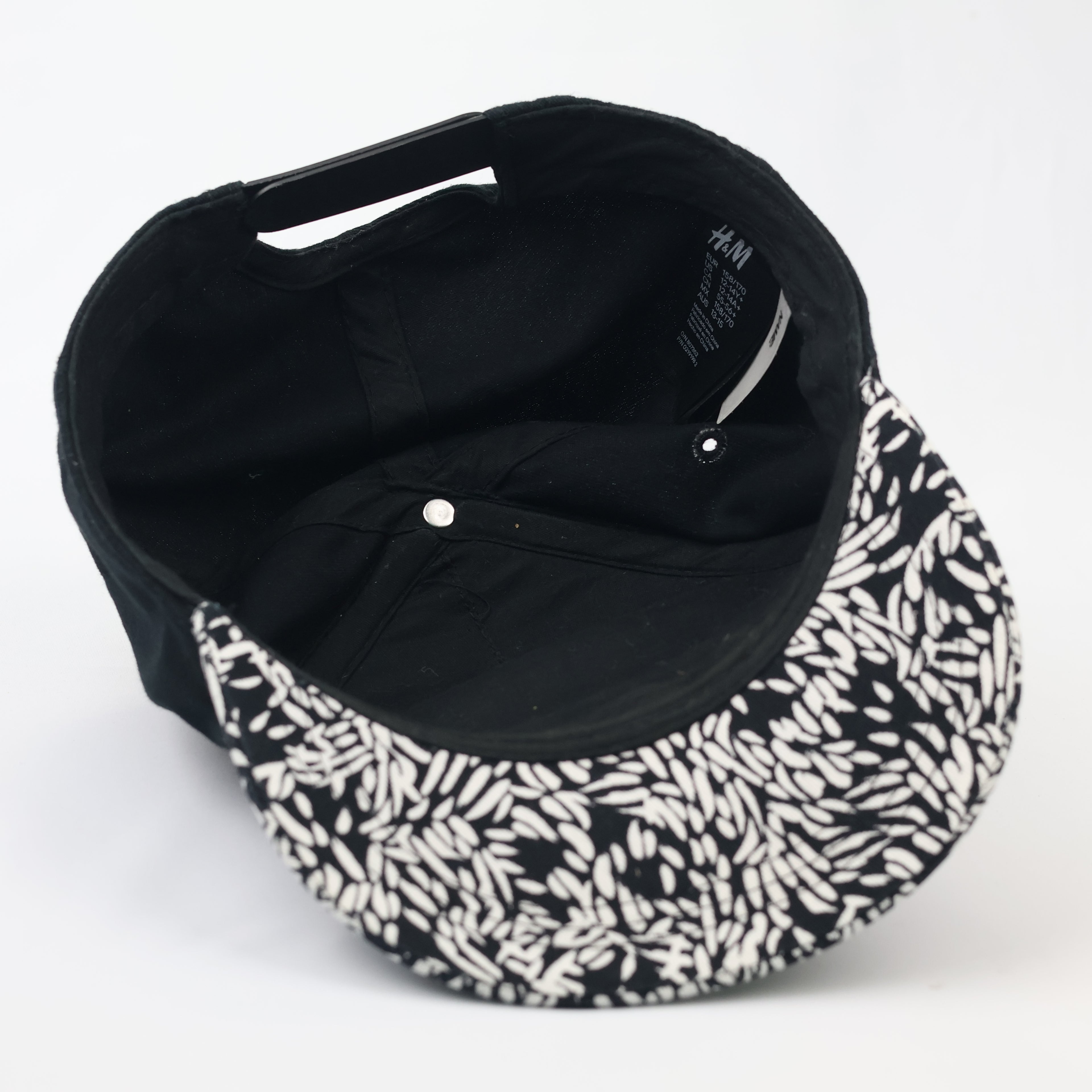 H&M "No Bad Vibes" Slogan Snapback Cap - Black & Floral