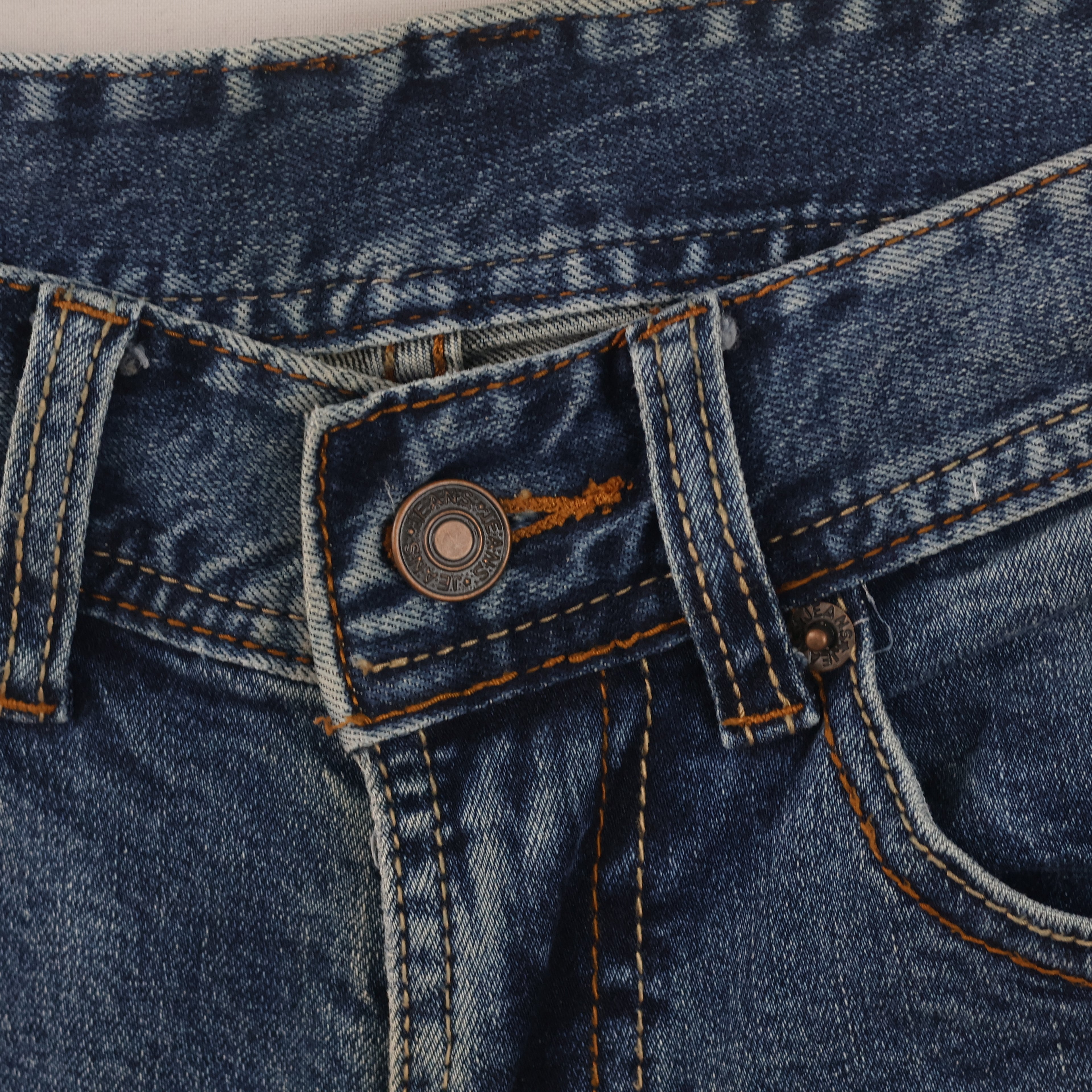 Thrifted Men's Ripped Blue Slim Fit Denim Jeans 28 Waist/ J1041