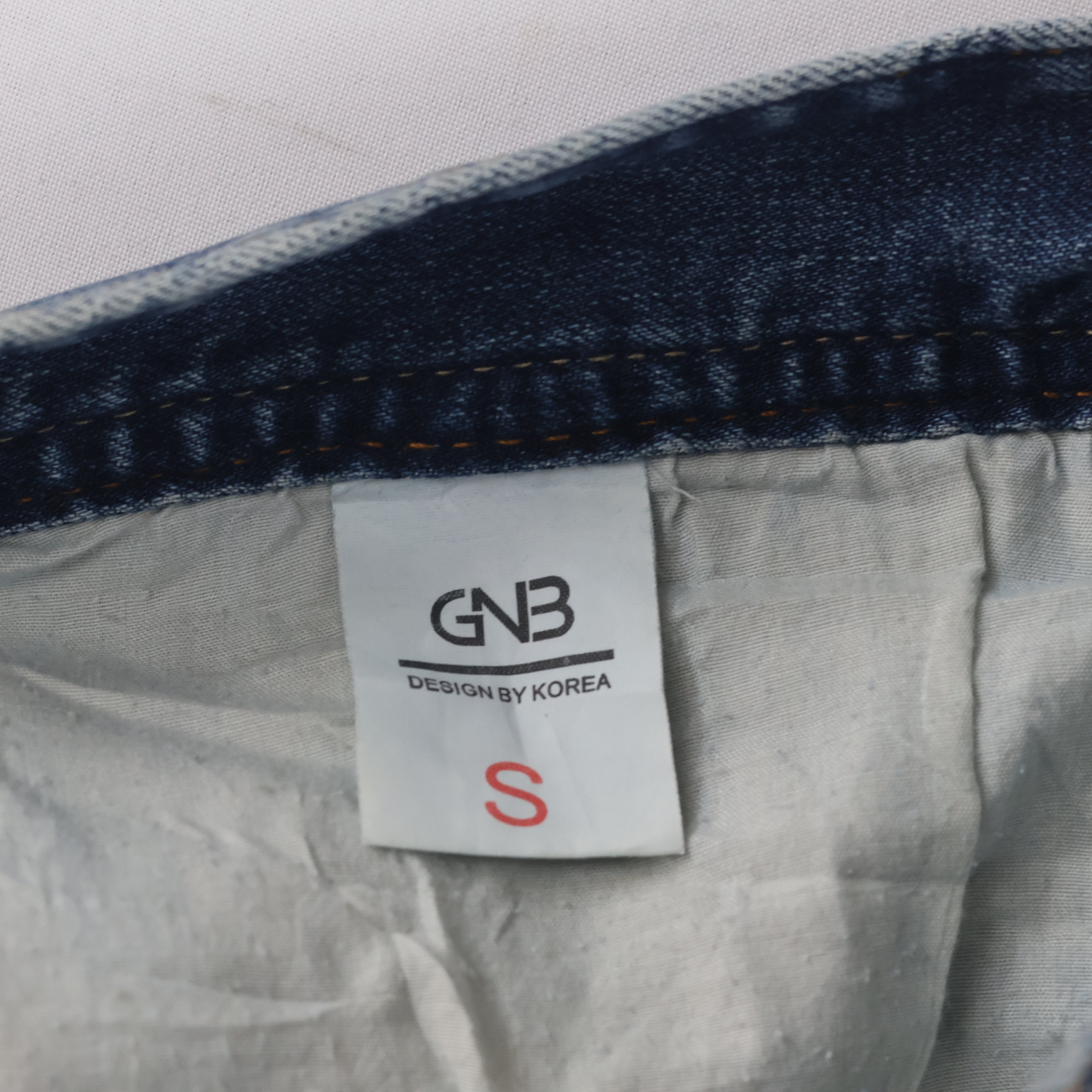 Thrifted Men's Ripped Blue Slim Fit Denim Jeans 28 Waist/ J1041