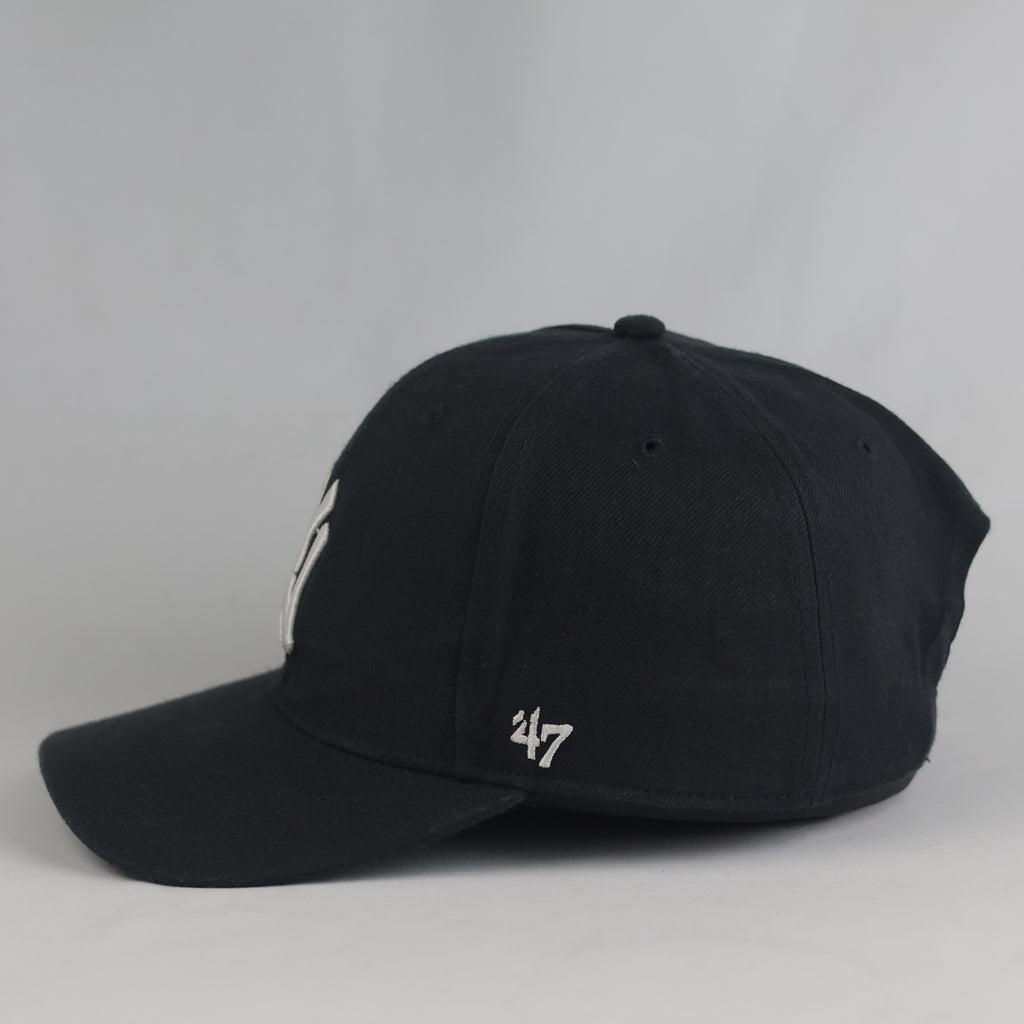 Thrifted ’47 Brand NY Yankees Black Snapback Hat Green Bottom | 10815
