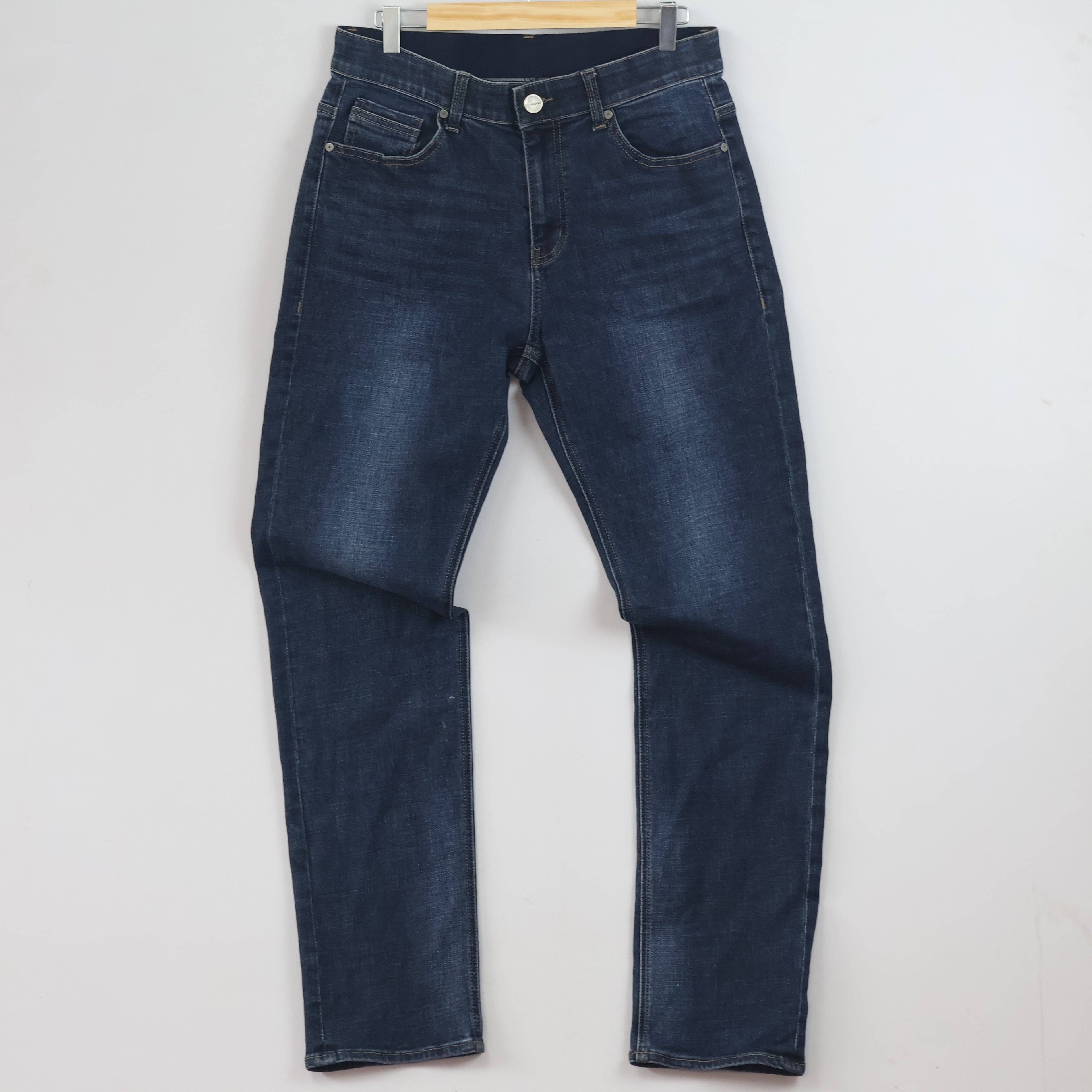 Thrifted Jambangee Men's Deep Indigo Blue Jeans 32-34 Waist/ J1038