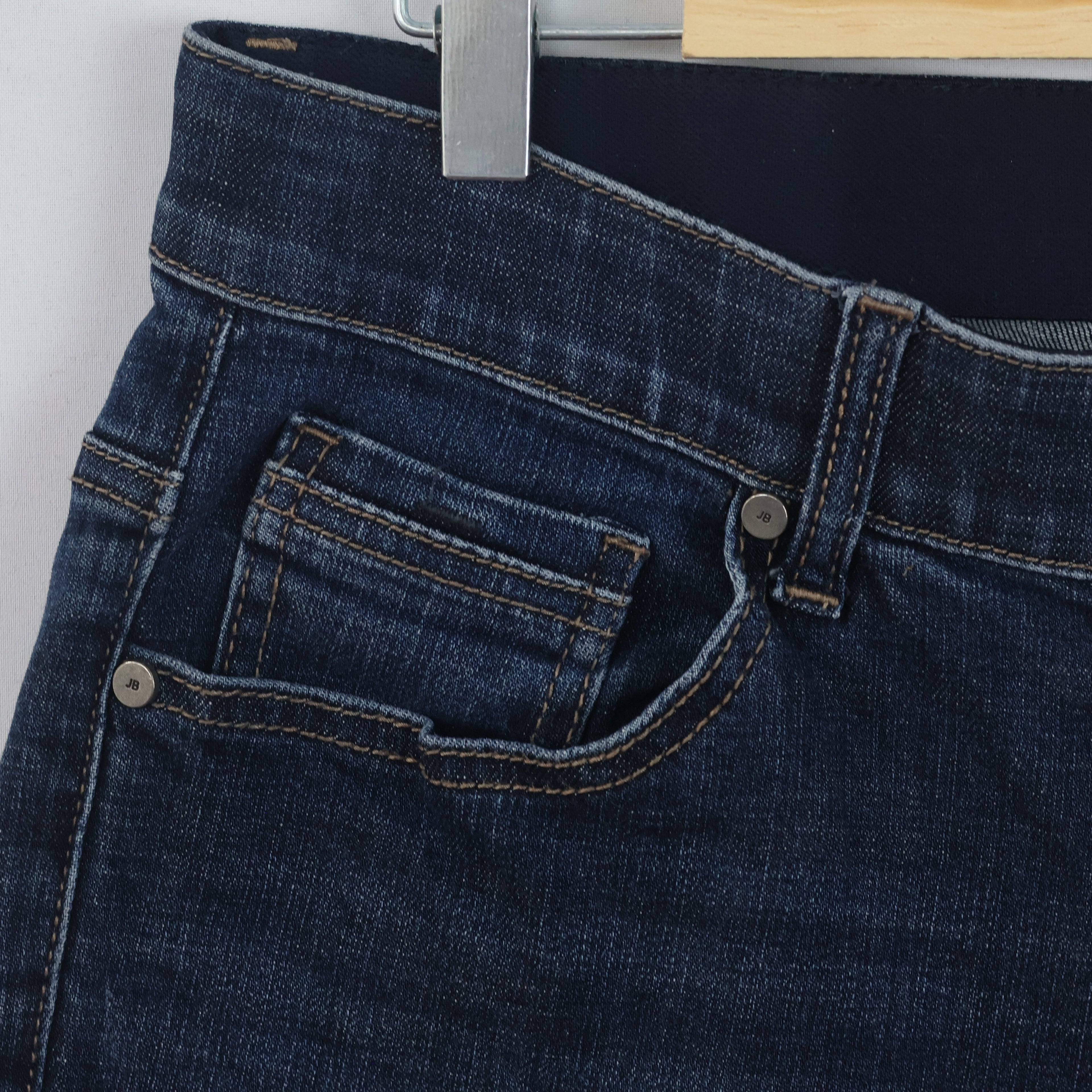 Thrifted Jambangee Men's Deep Indigo Blue Jeans 32-34 Waist/ J1038