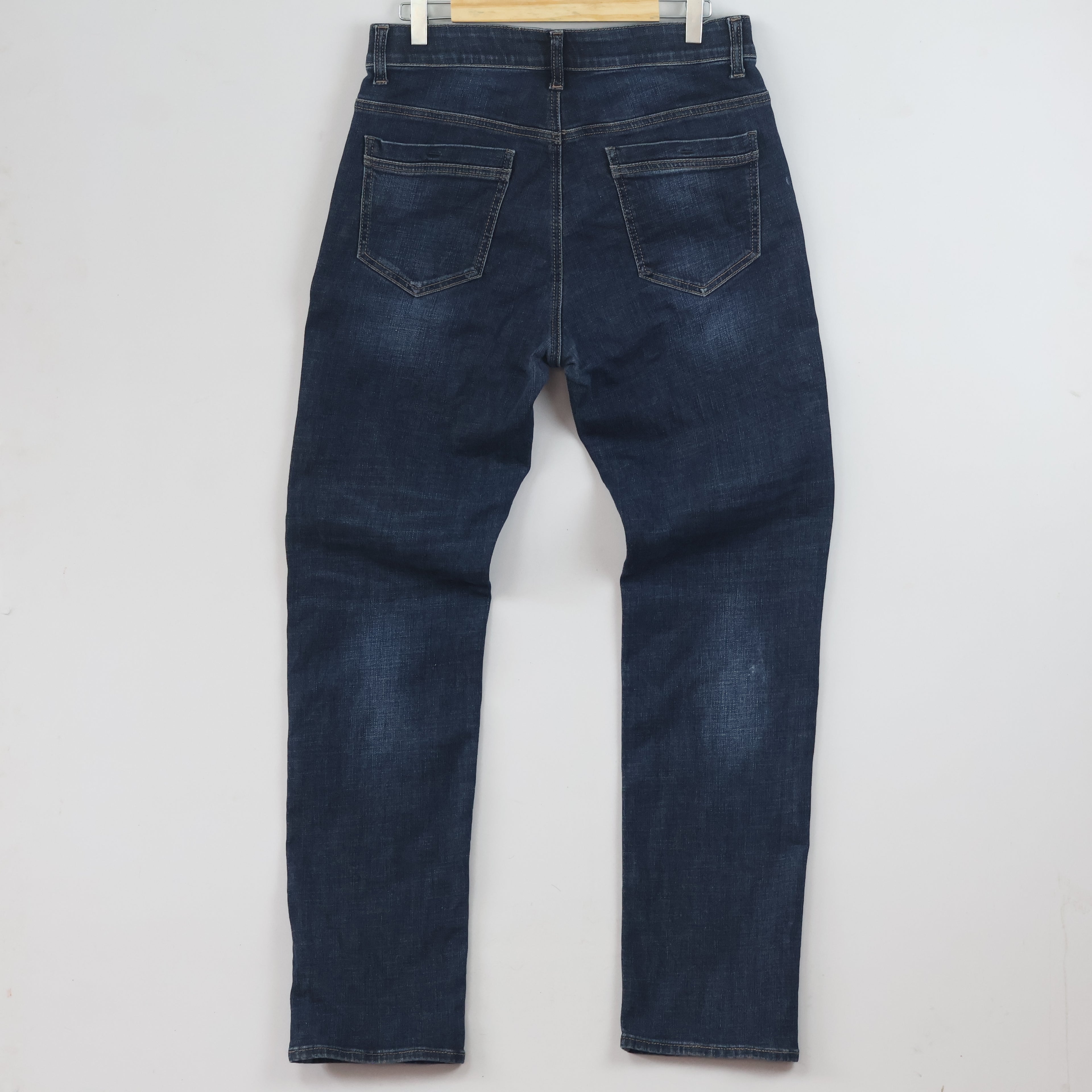 Thrifted Jambangee Men's Deep Indigo Blue Jeans 32-34 Waist/ J1038