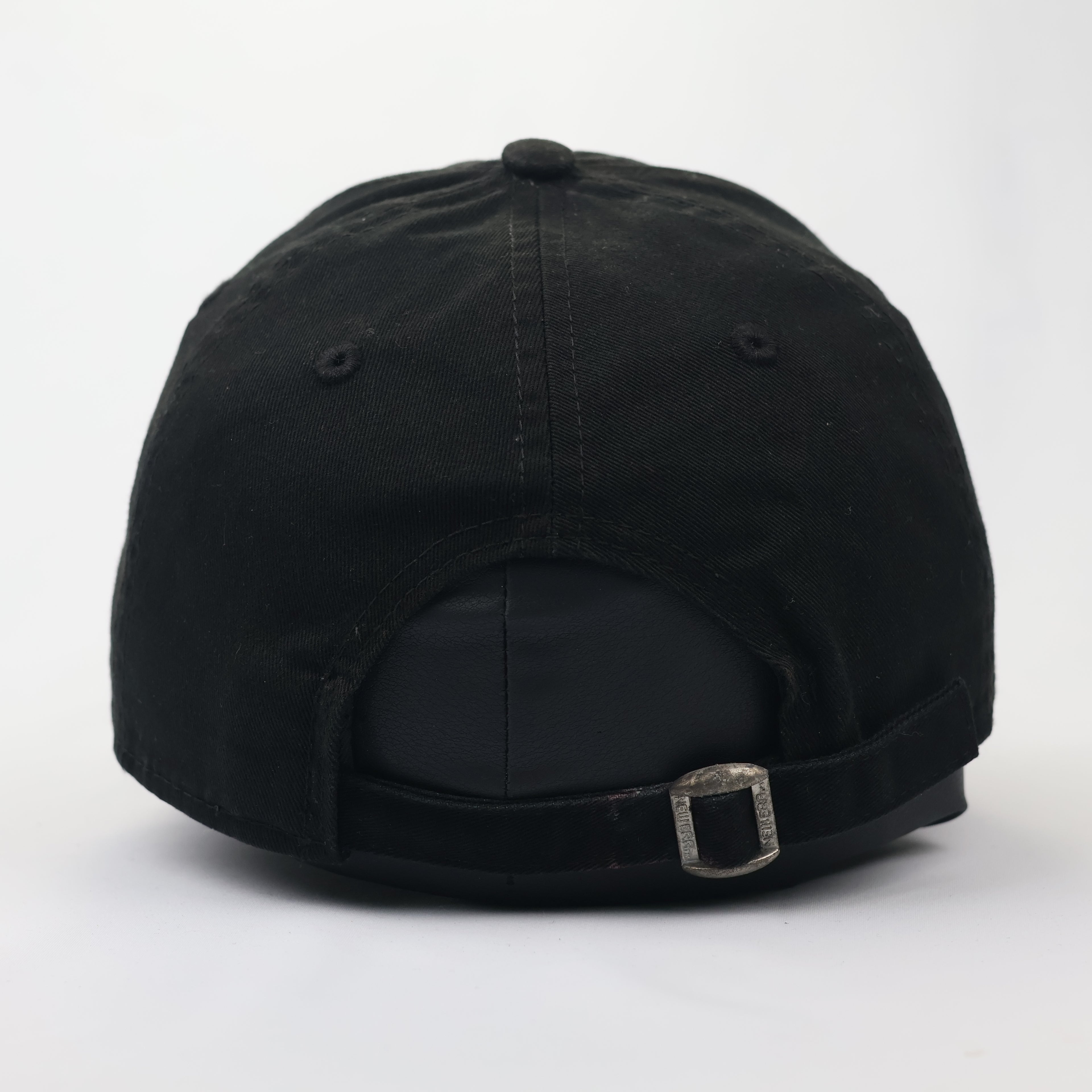 New Era 9FORTY NY Yankees Adjustable Thrifted Cap - Black & Grey