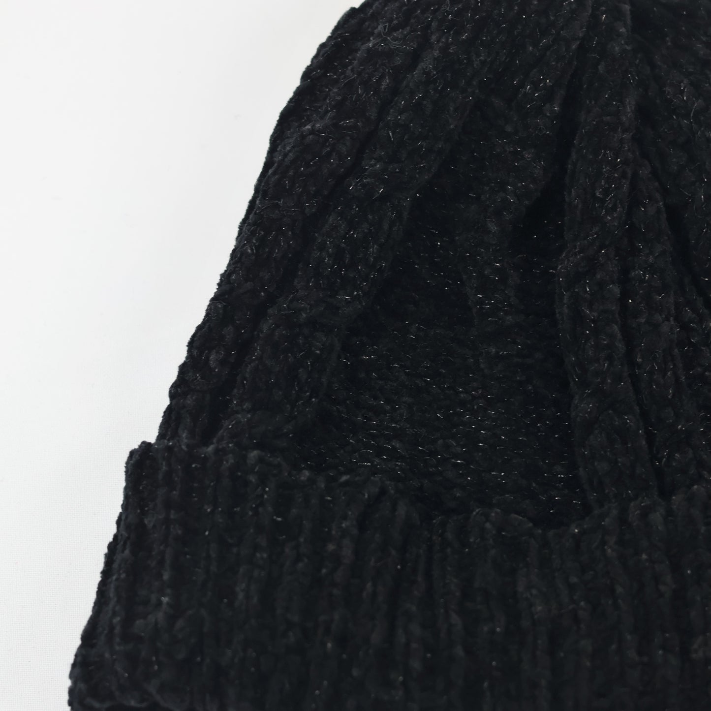 Premium Black Thrifted Beanie – Minimalist Casual Winter Headwear