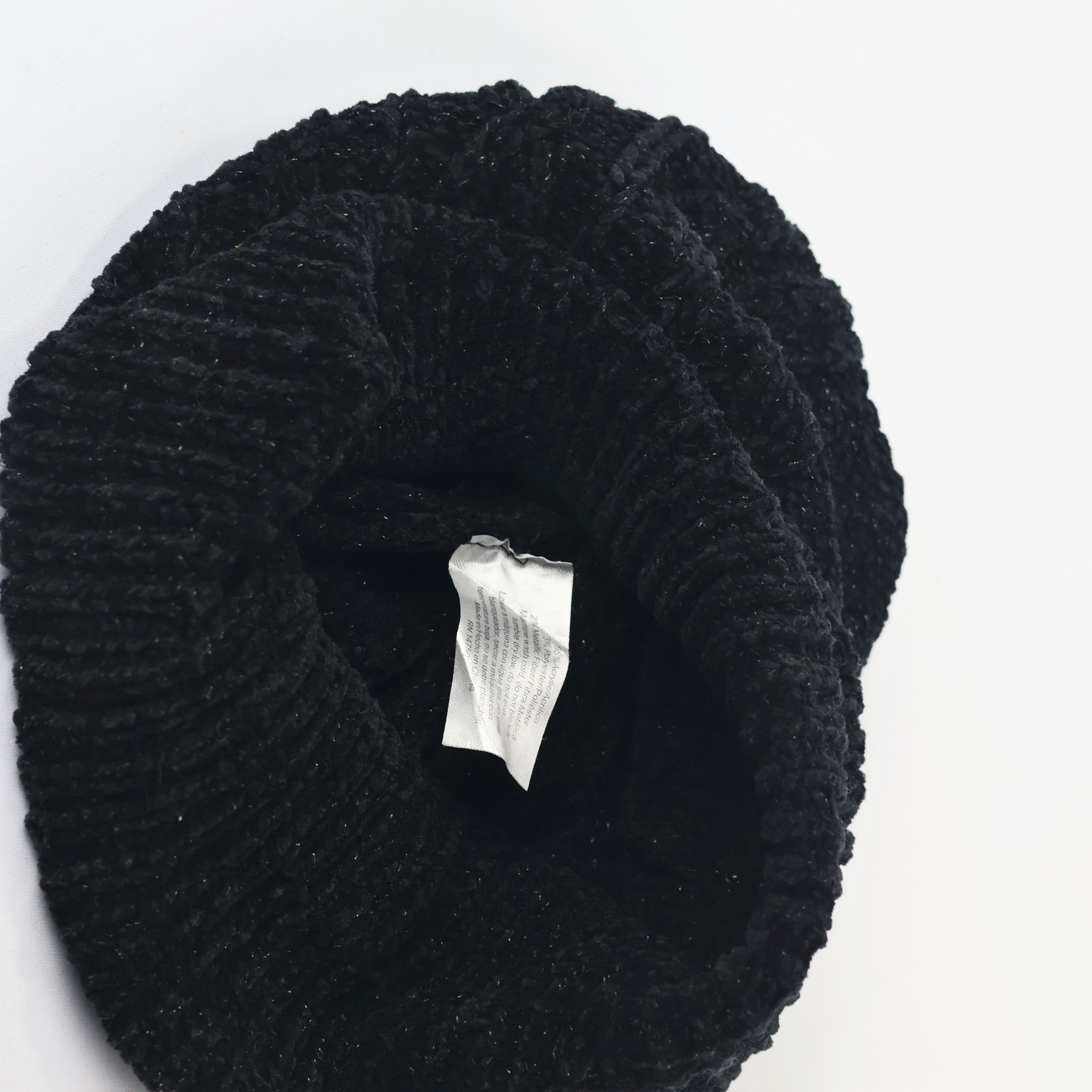 Premium Black Thrifted Beanie – Minimalist Casual Winter Headwear