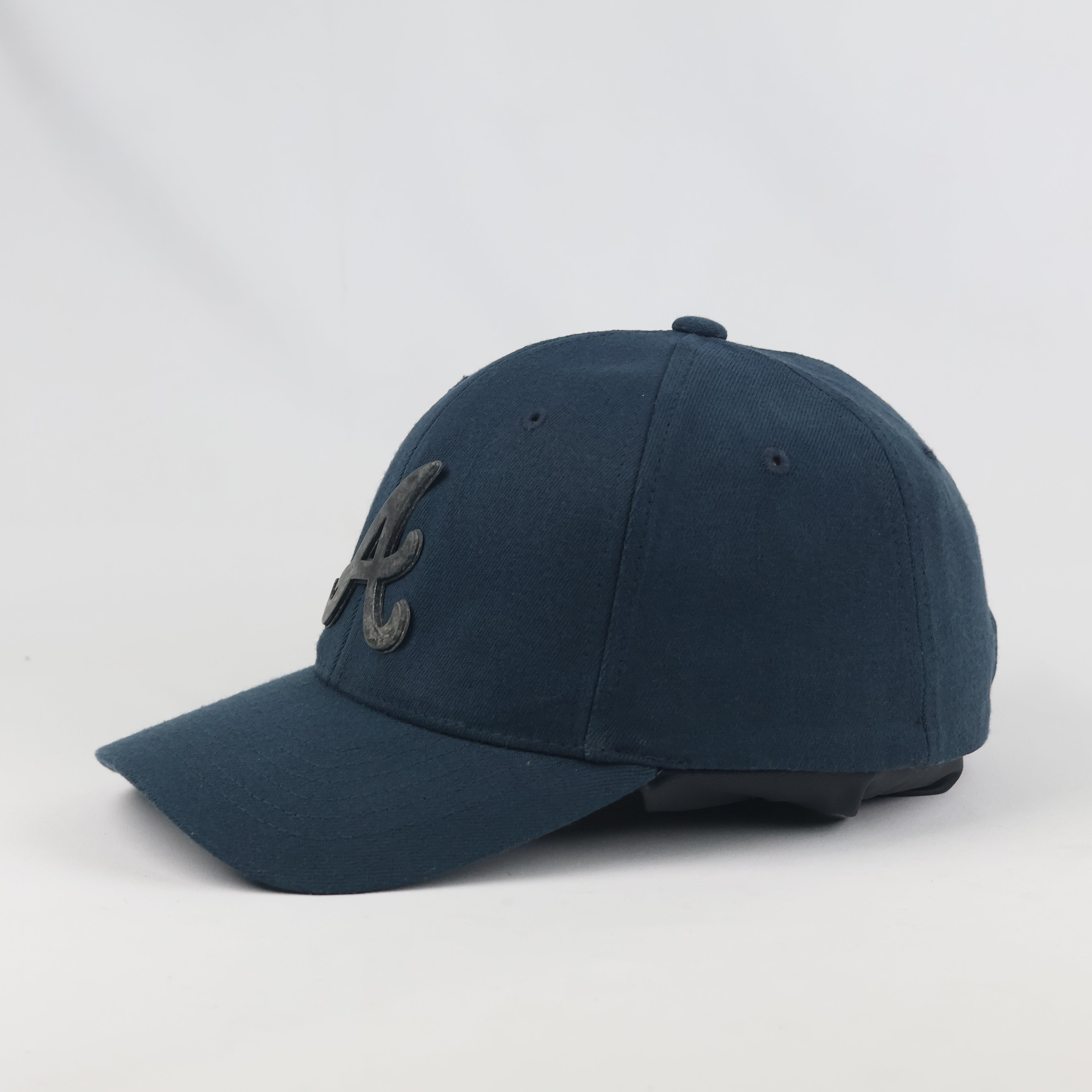 Vintage Atlanta Braves Fitted Hat | Thrifted Navy Blue MLB Baseball Cap S/M
