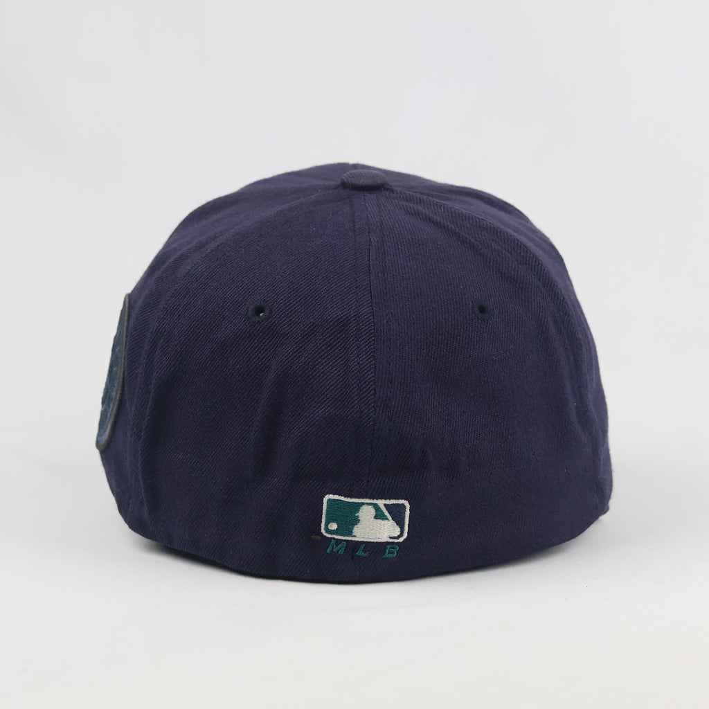 Vintage Seattle Mariners Fitted Hat | Thrifted Navy Blue MLB Baseball Cap 57-58cm