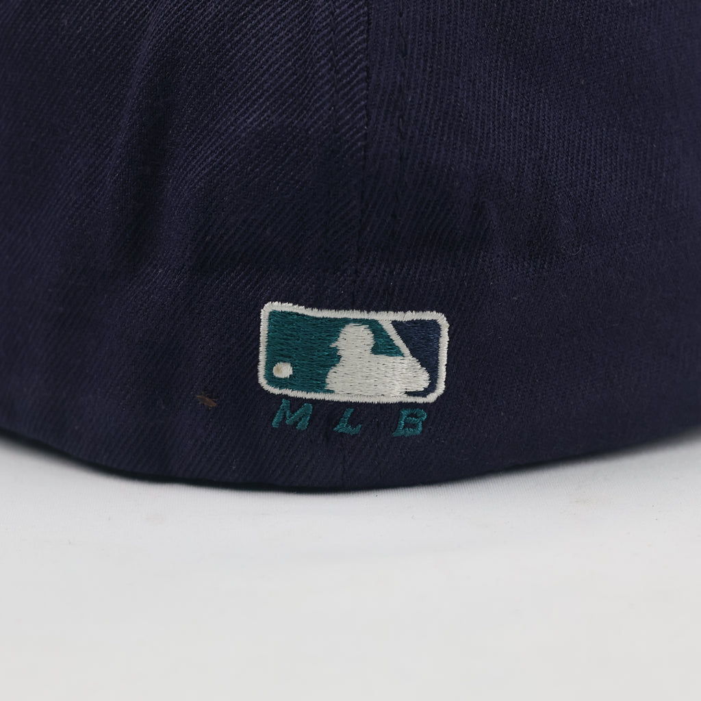 Vintage Seattle Mariners Fitted Hat | Thrifted Navy Blue MLB Baseball Cap 57-58cm