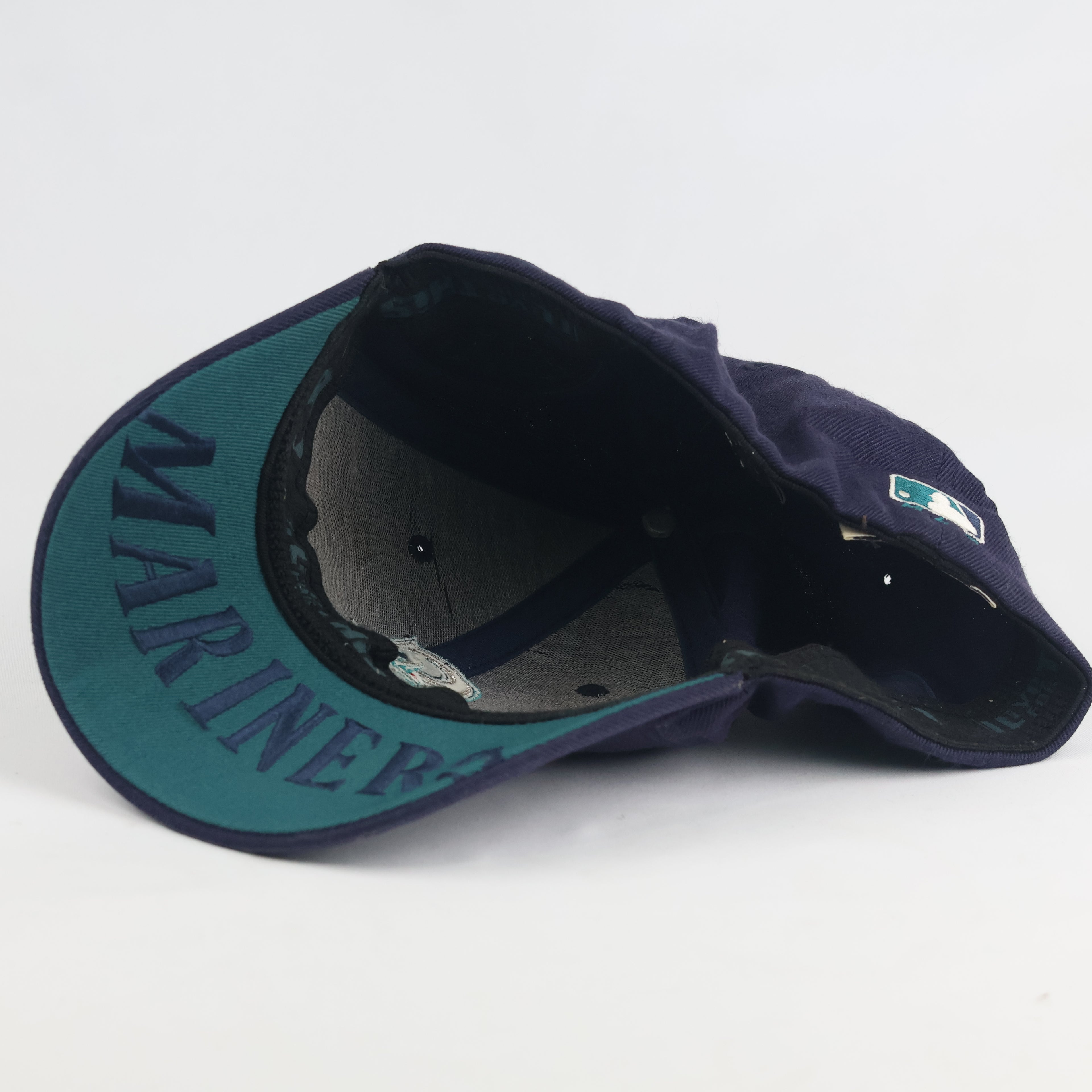 Vintage Seattle Mariners Fitted Hat | Thrifted Navy Blue MLB Baseball Cap 57-58cm