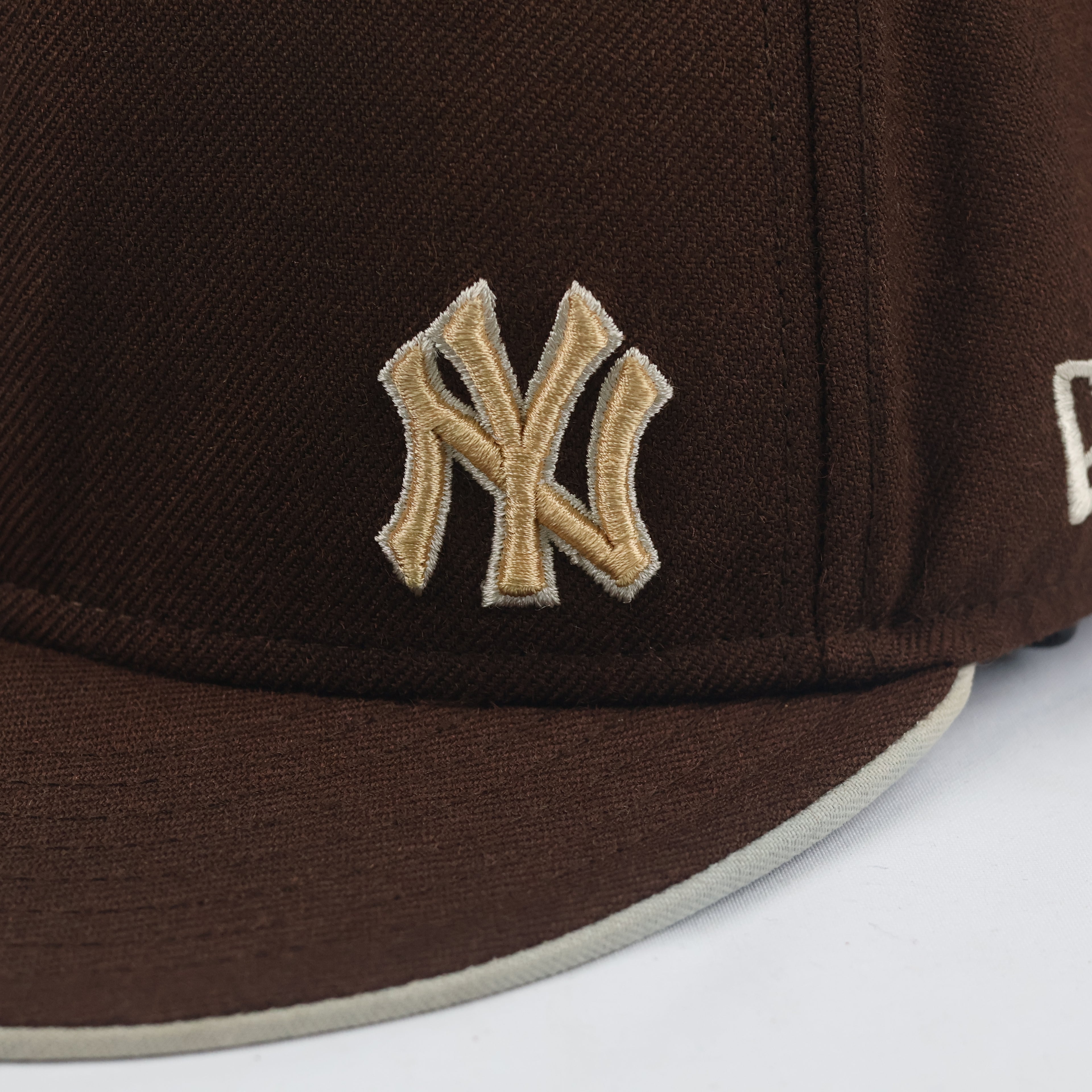Vintage New Era 59FIFTY New York Yankees Hat | Thrifted Brown Fitted MLB Cap 7 3/8