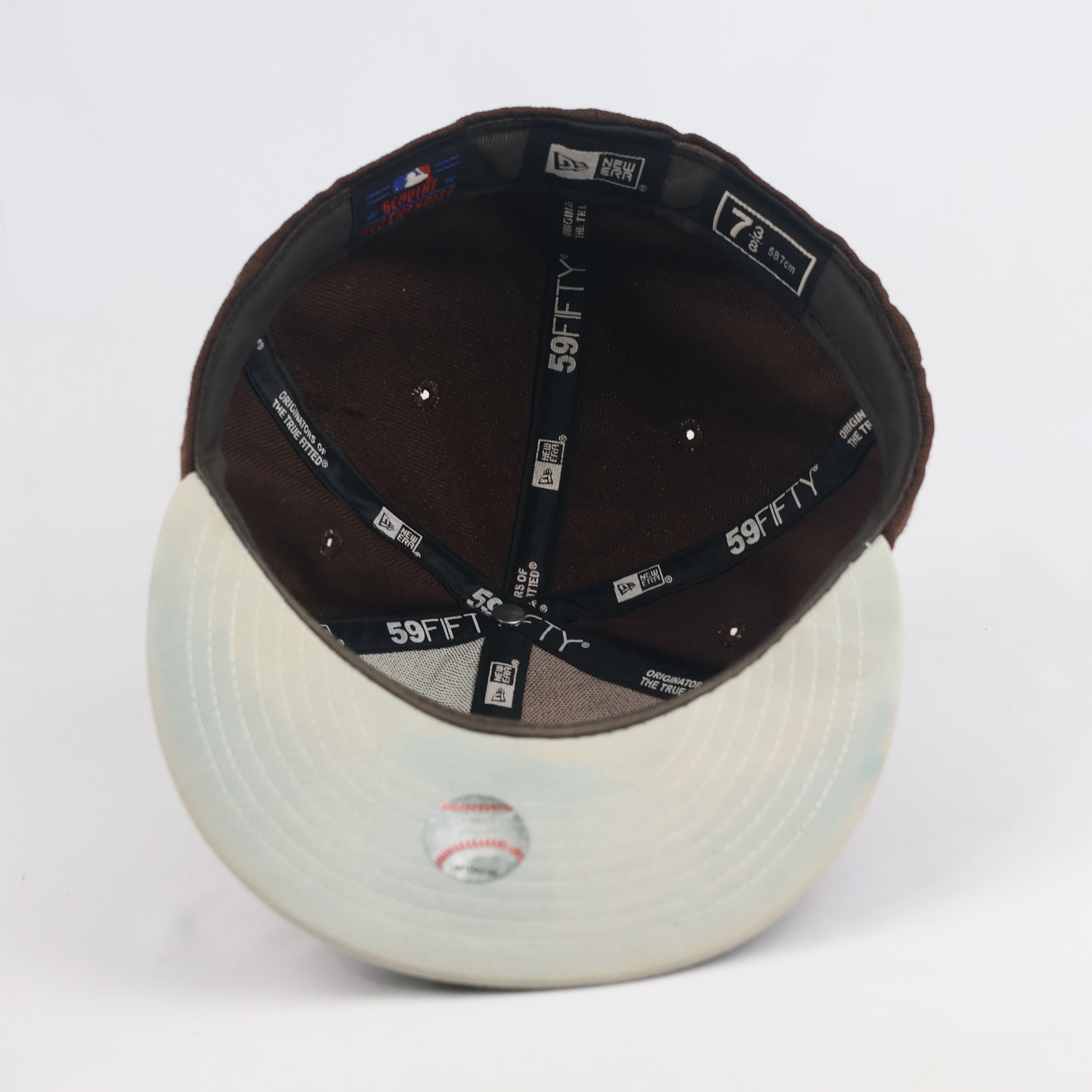 Vintage New Era 59FIFTY New York Yankees Hat | Thrifted Brown Fitted MLB Cap 7 3/8