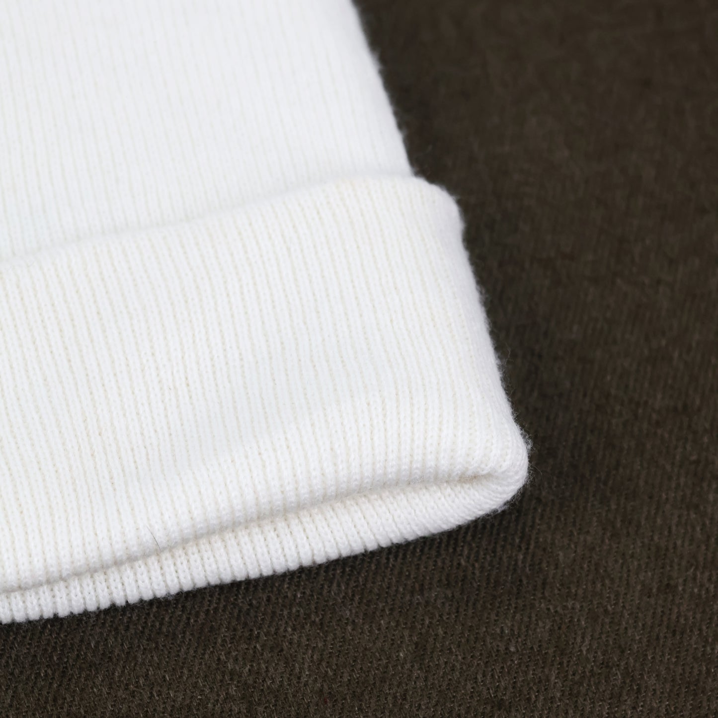 Premium Divided Cream Beanie – Minimalist Unisex Winter Cap