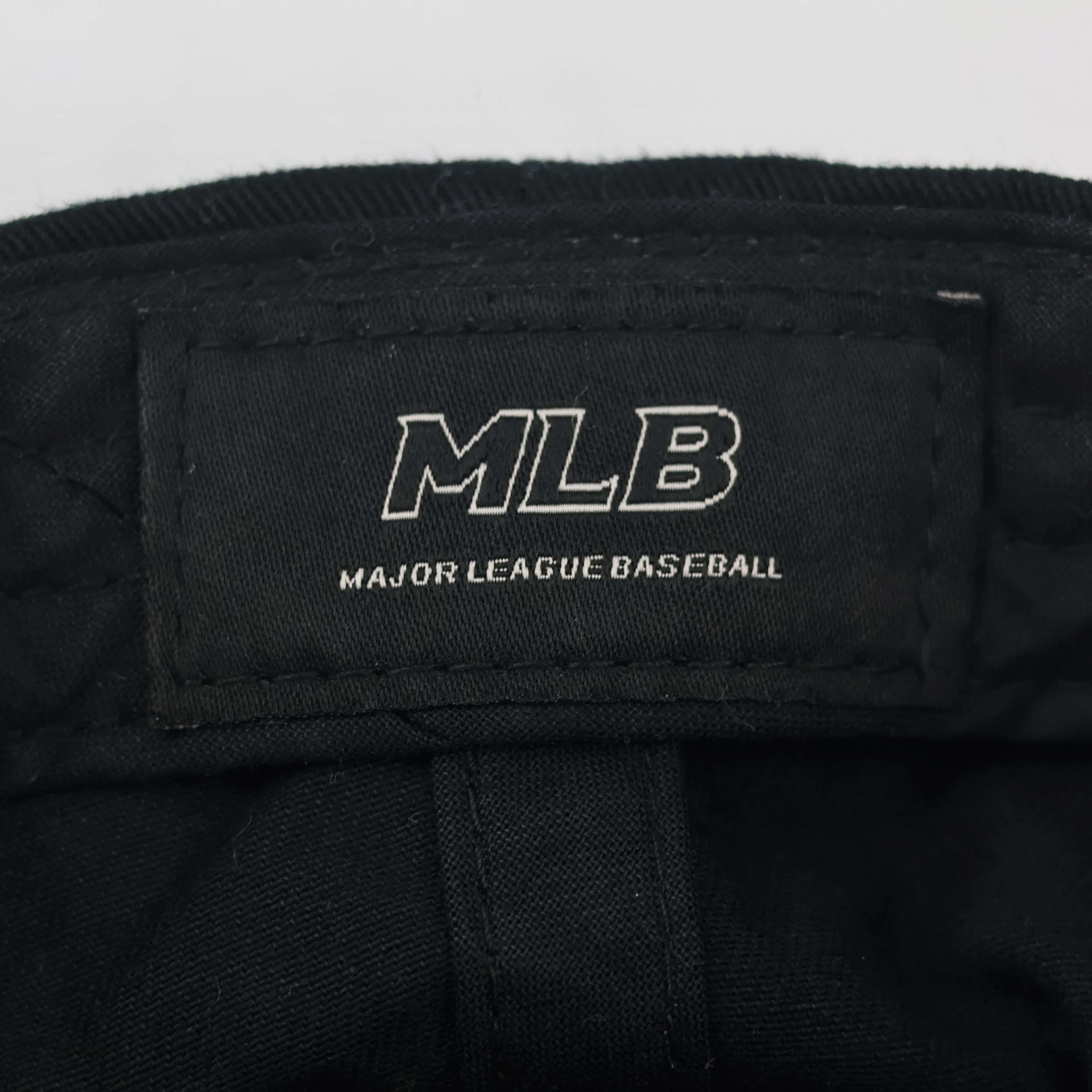 MLB Korea Kids NY Yankees Baseball Thrifted Cap - Pink Glitter Brim Edition