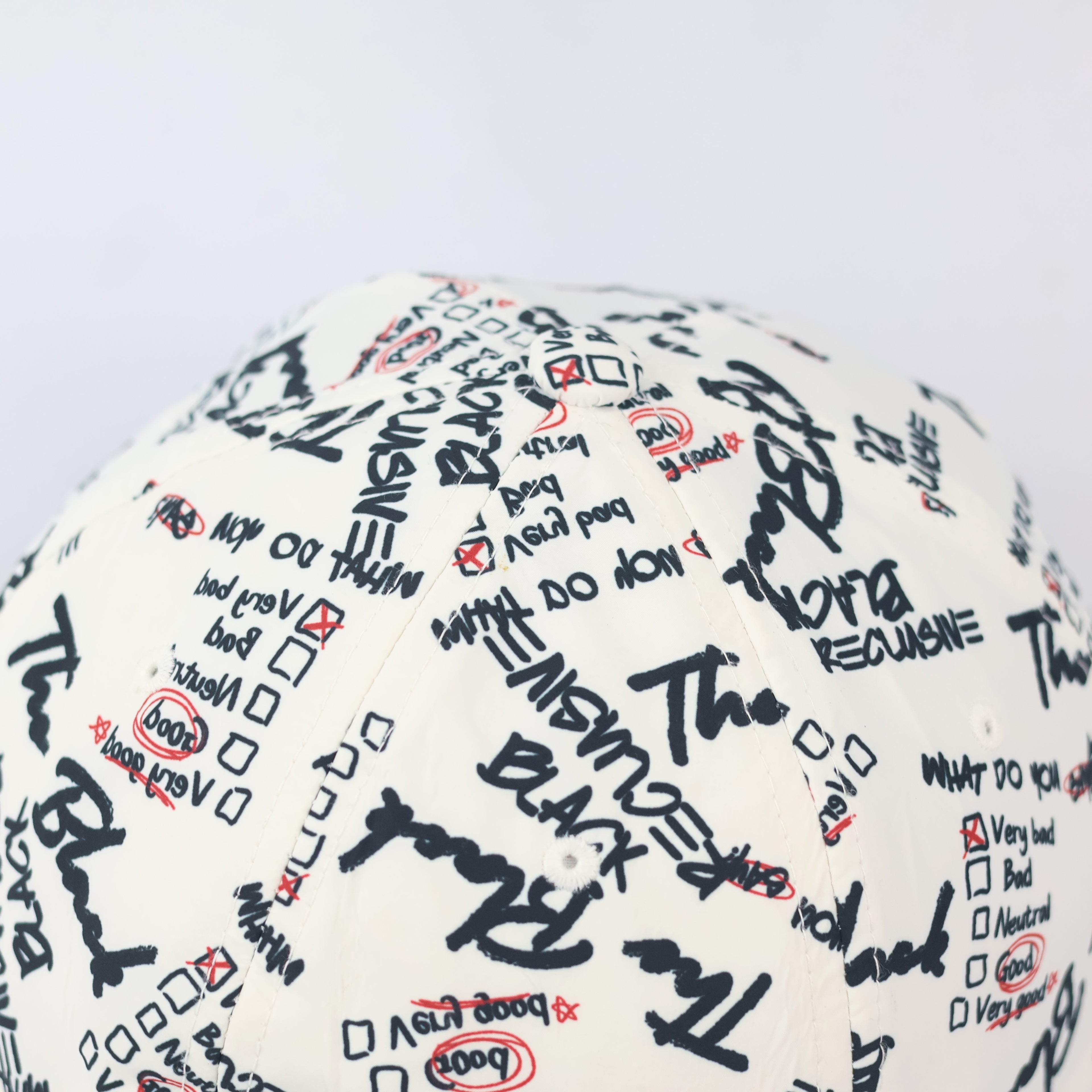 B.Reclusive Graffiti Print Baseball Thrifted Cap - Trendy White & Black Streetwear Hat