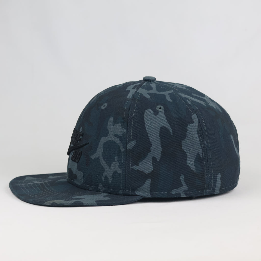 Vintage Nike SB Camo Snapback Hat | Thrifted Blue Camouflage Skate Cap
