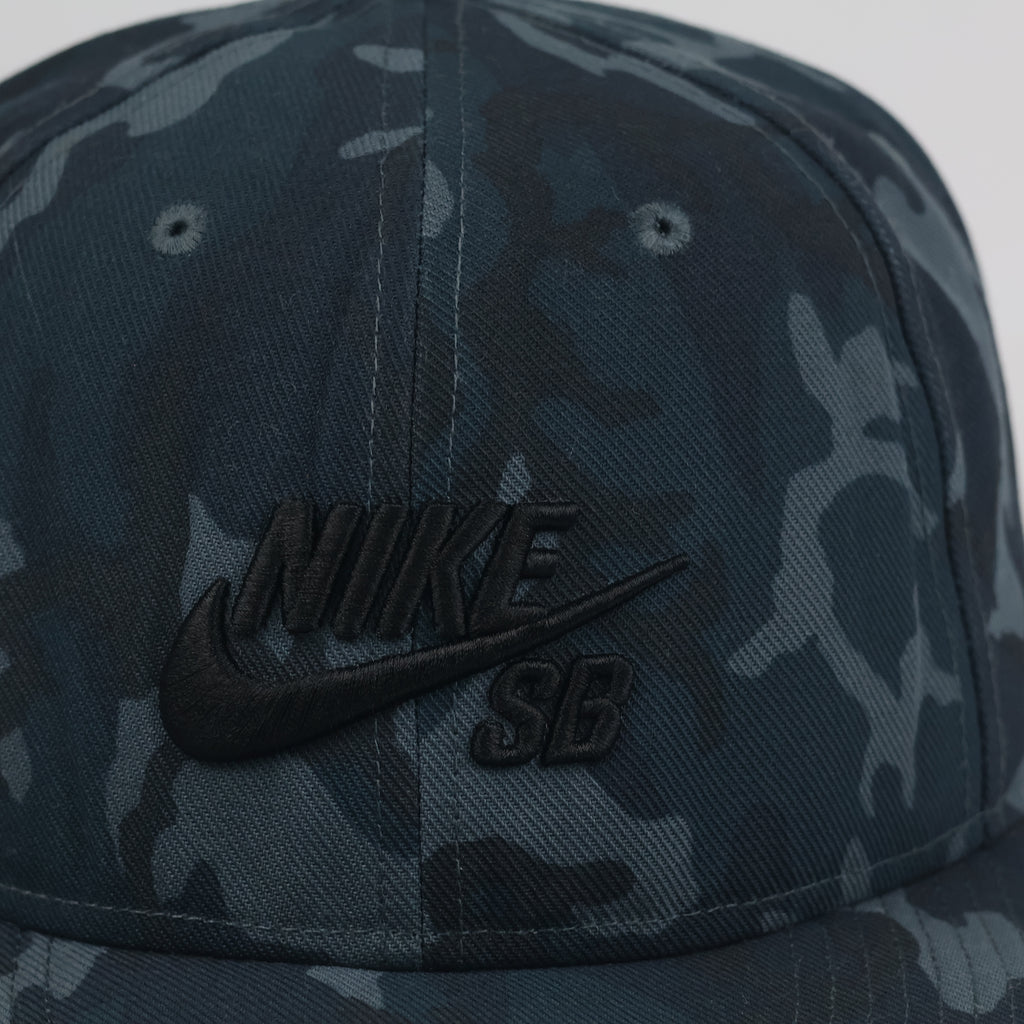 Vintage Nike SB Camo Snapback Hat | Thrifted Blue Camouflage Skate Cap