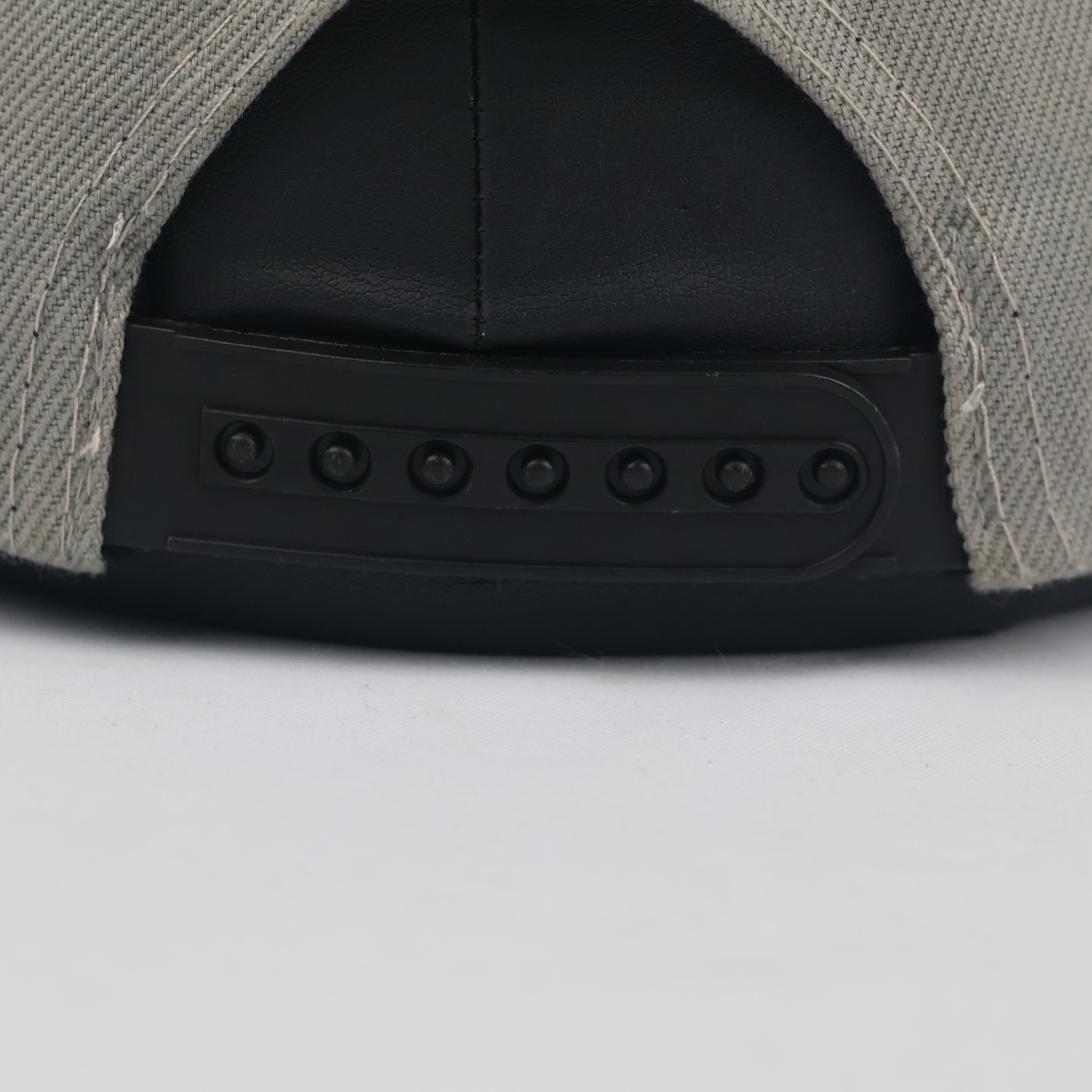 Vintage Brixton Trade Mark Supply Hat | Thrifted Grey Black Snapback Cap