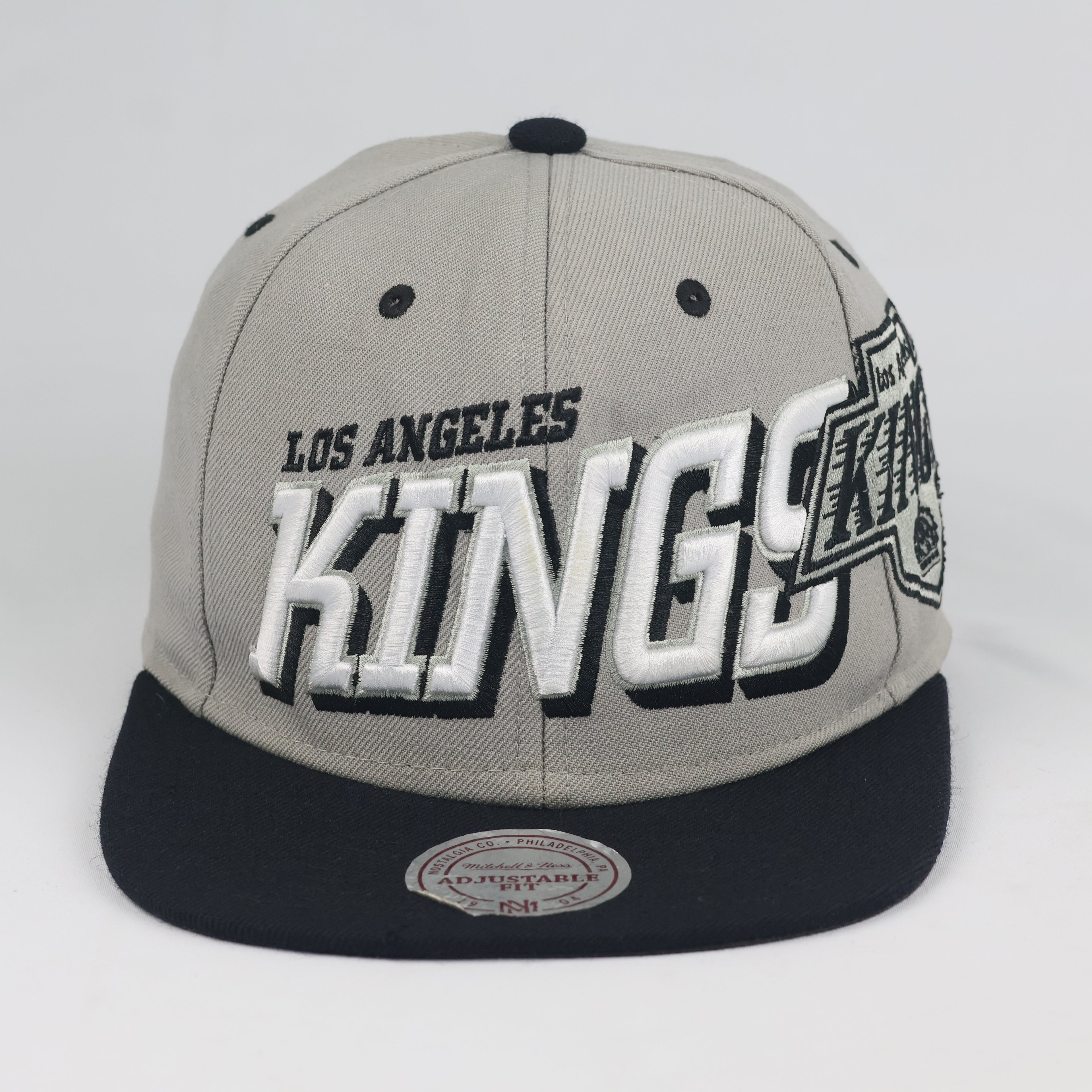 Vintage Mitchell & Ness LA Kings Snapback Hat | Thrifted Grey Black NHL Hockey Cap