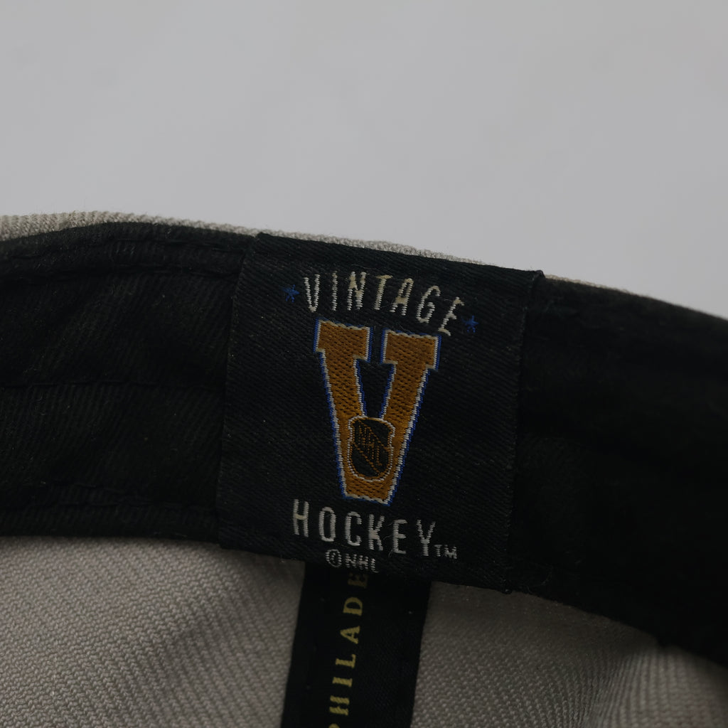 Vintage Mitchell & Ness LA Kings Snapback Hat | Thrifted Grey Black NHL Hockey Cap